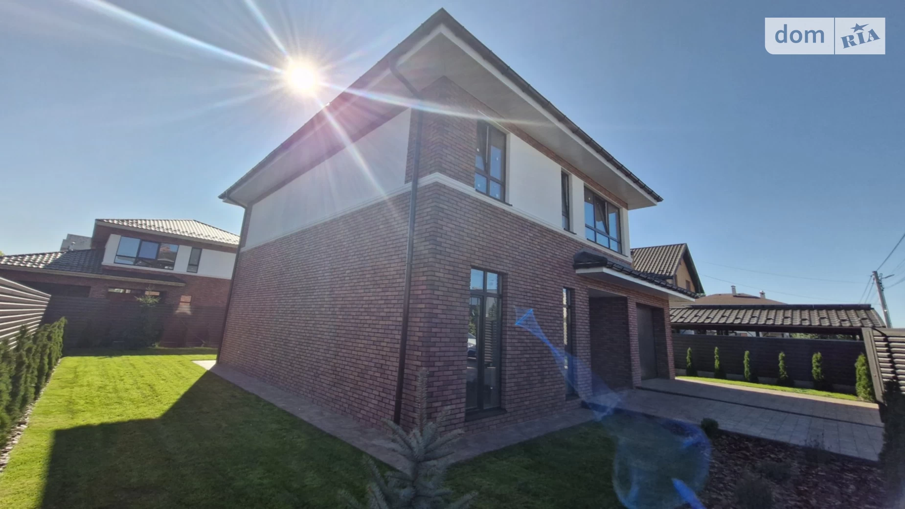 Продается дом на 2 этажа 175 кв. м с бассейном, цена: 190000 $ - фото 2