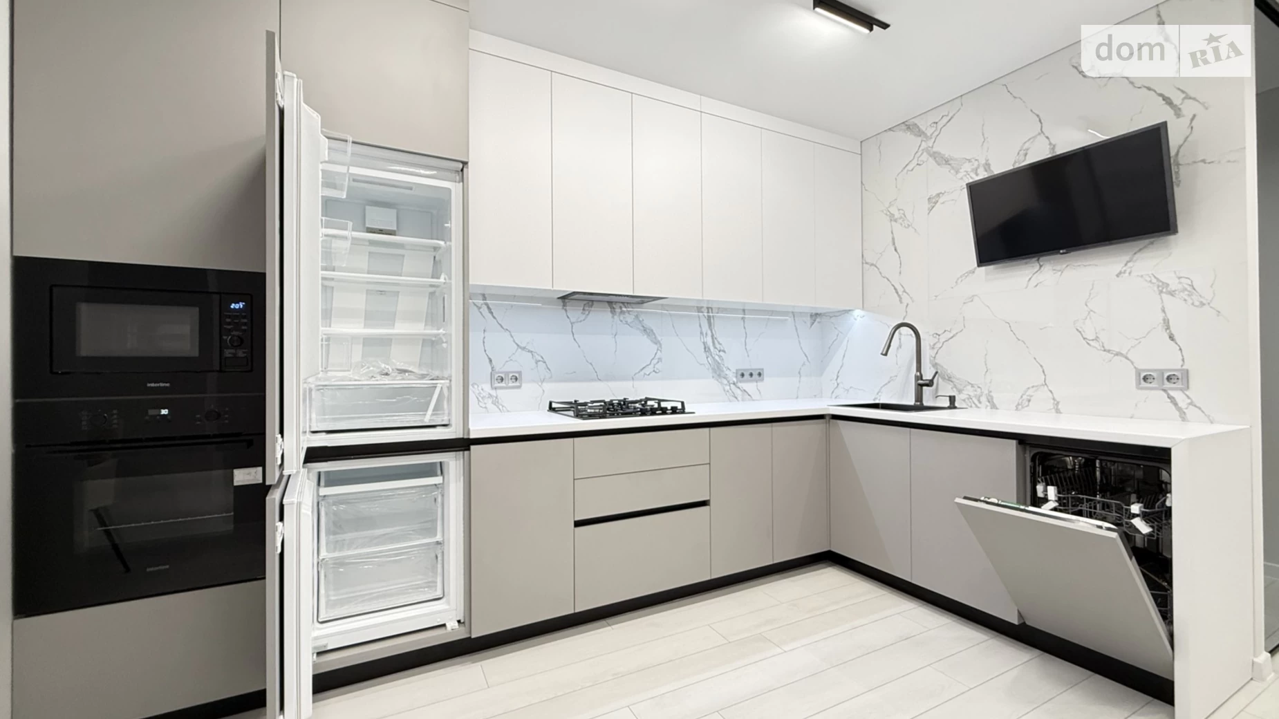 Продається 1-кімнатна квартира 41 кв. м у Рівному, вул. Студентська, 24А - фото 2