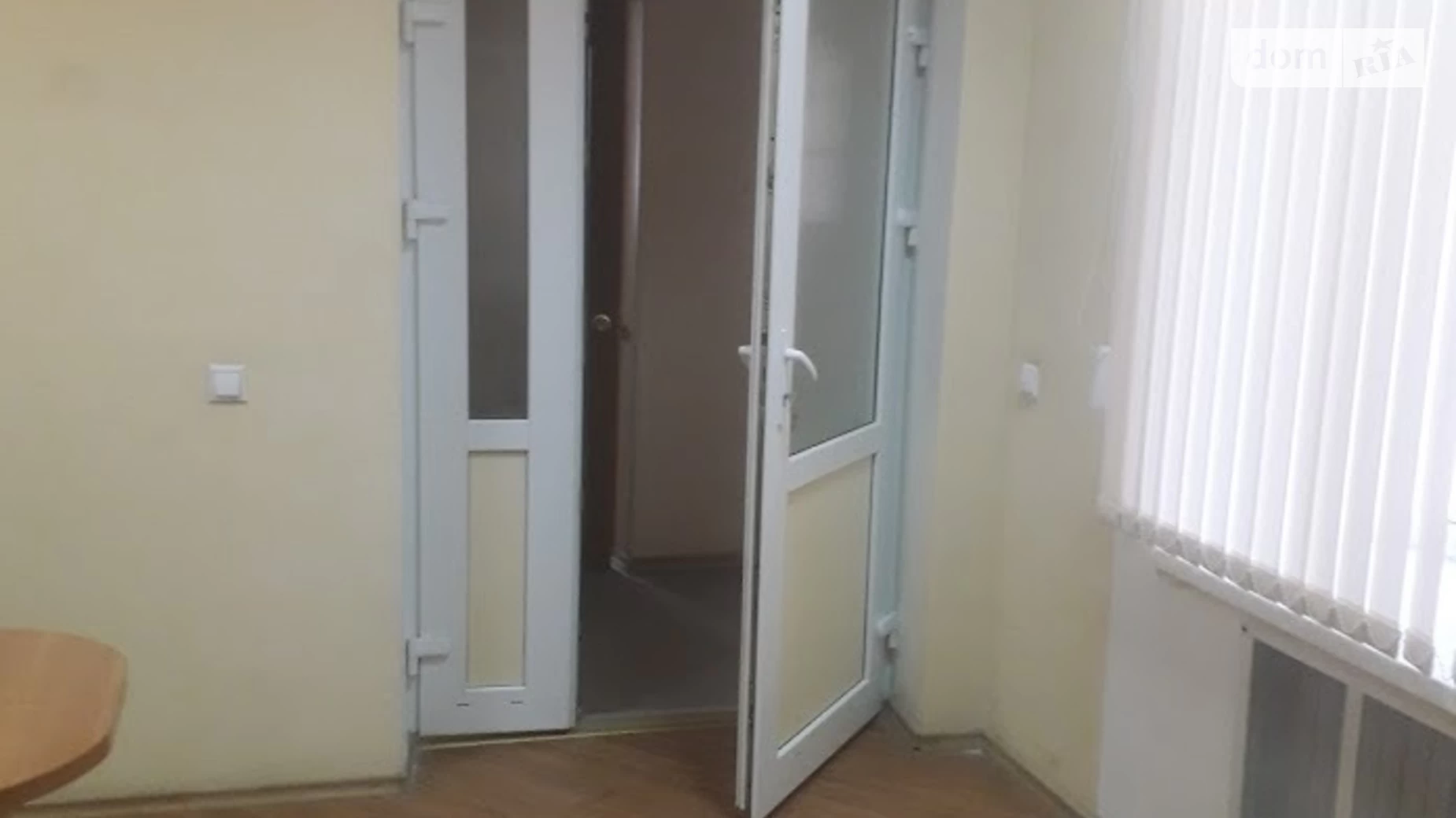 Сдается в аренду офис 48.4 кв. м в бизнес-центре, цена: 12000 грн - фото 3