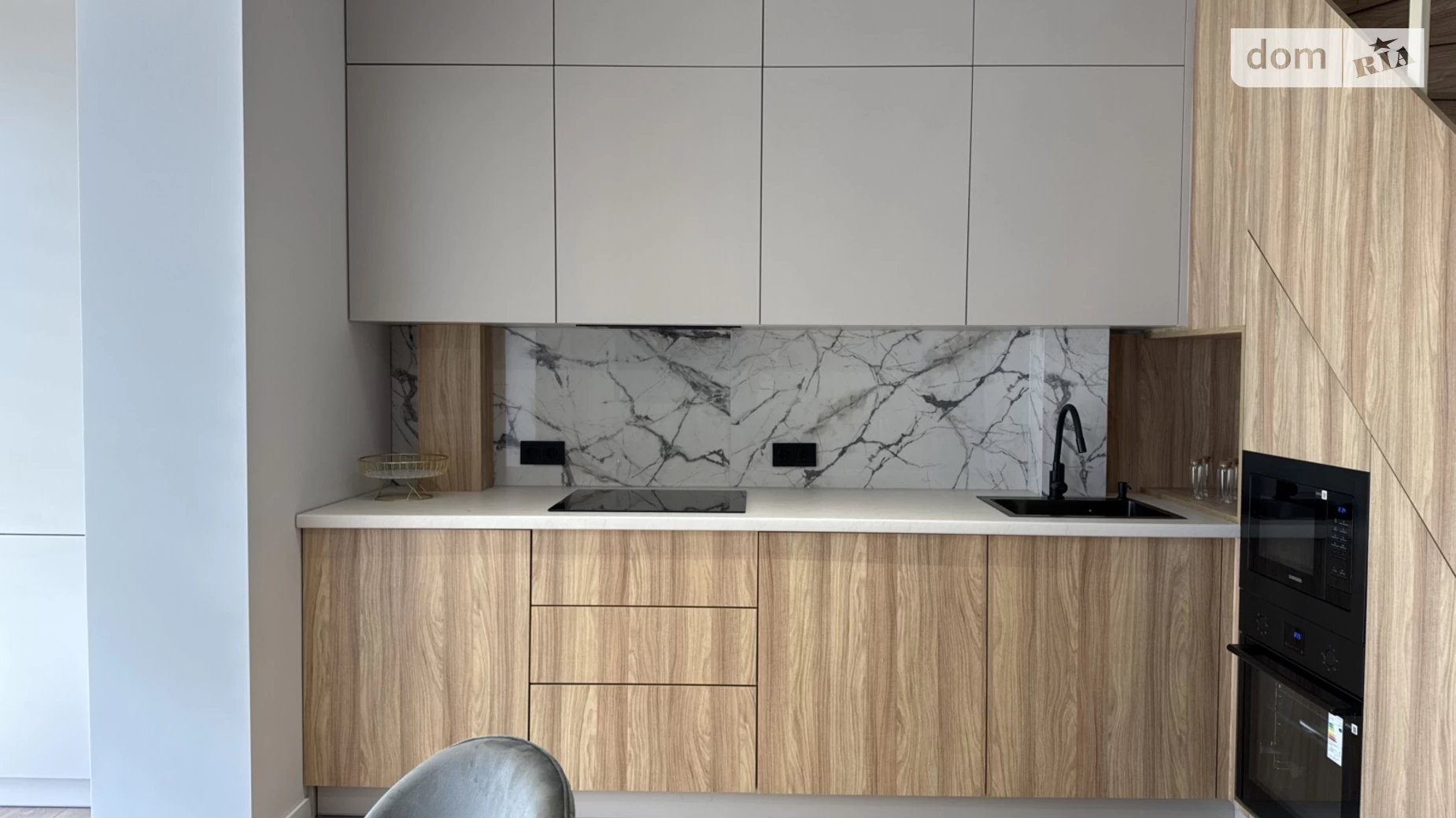 Продается 2-комнатная квартира 60 кв. м в Ивано-Франковске, ул. Вячеслава Черновола, 155 - фото 2