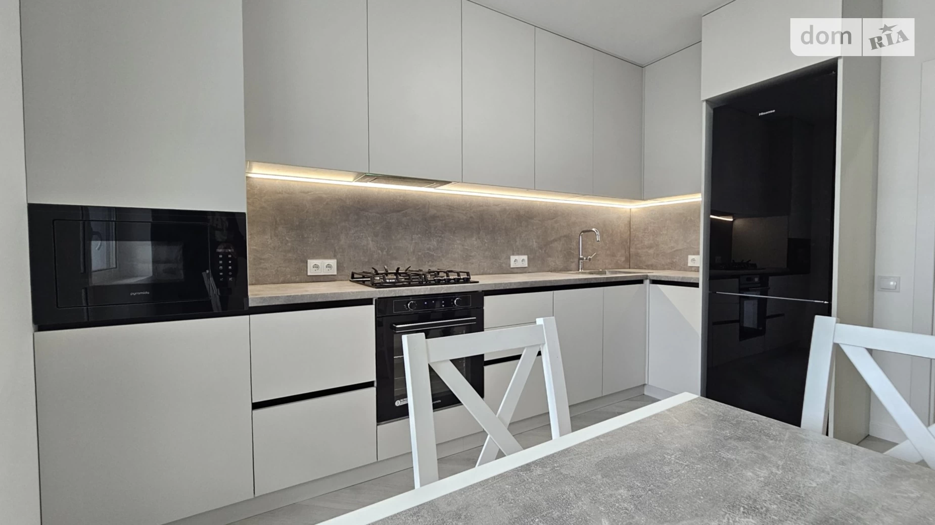 1-комнатная квартира 42 кв. м в Тернополе, ул. Чумацкая, 2 - фото 4