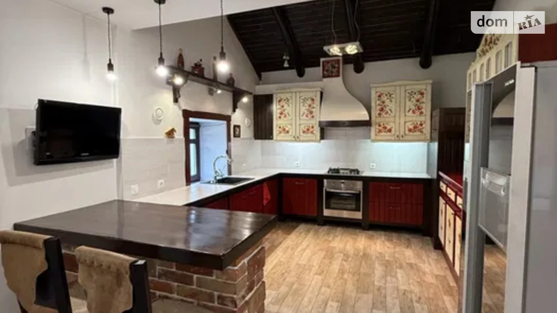 Продается дом на 2 этажа 201.2 кв. м с баней/сауной, цена: 350000 $ - фото 2