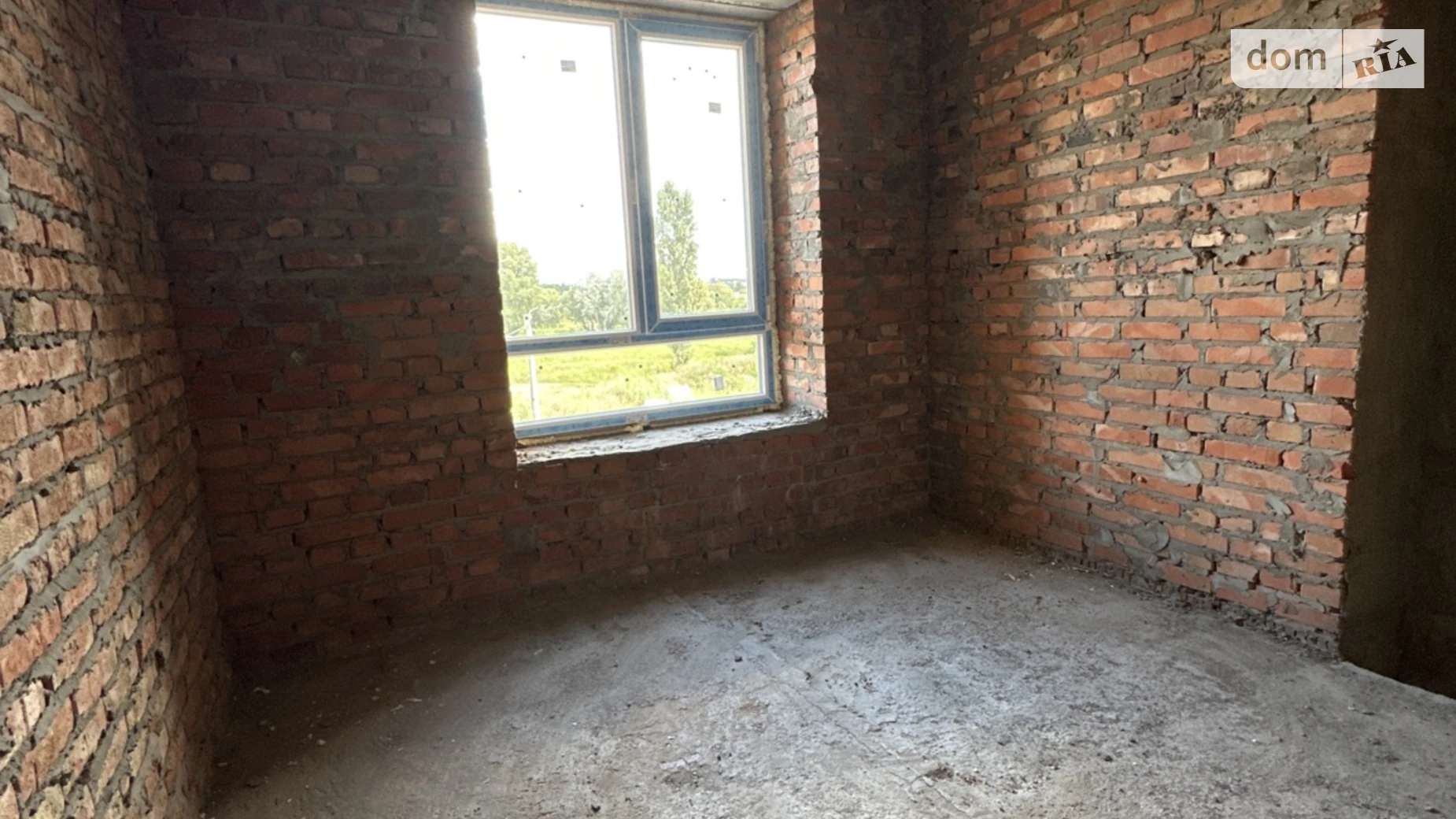 Продается 1-комнатная квартира 37 кв. м в Буче, ул. Степана Рудницкого - фото 2