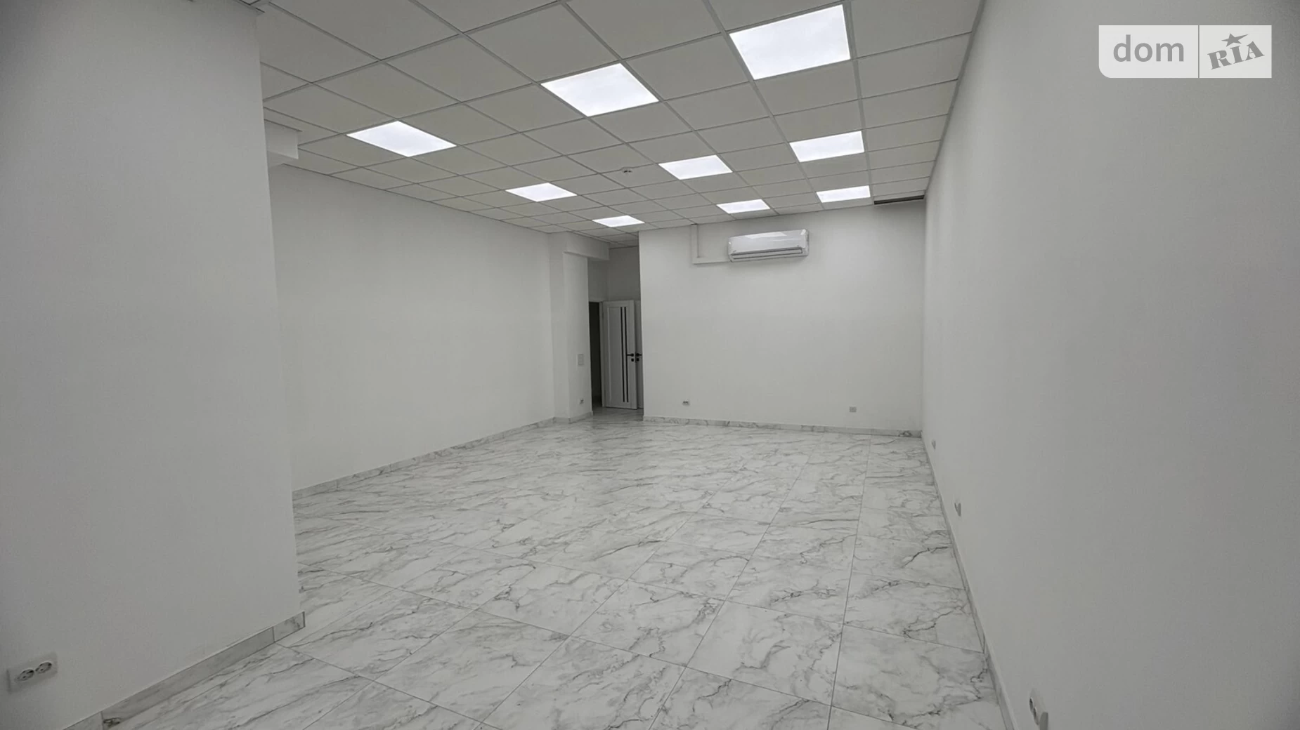 Здається в оренду приміщення вільного призначення 58.9 кв. м в 16-поверховій будівлі, цена: 1250 $ - фото 2