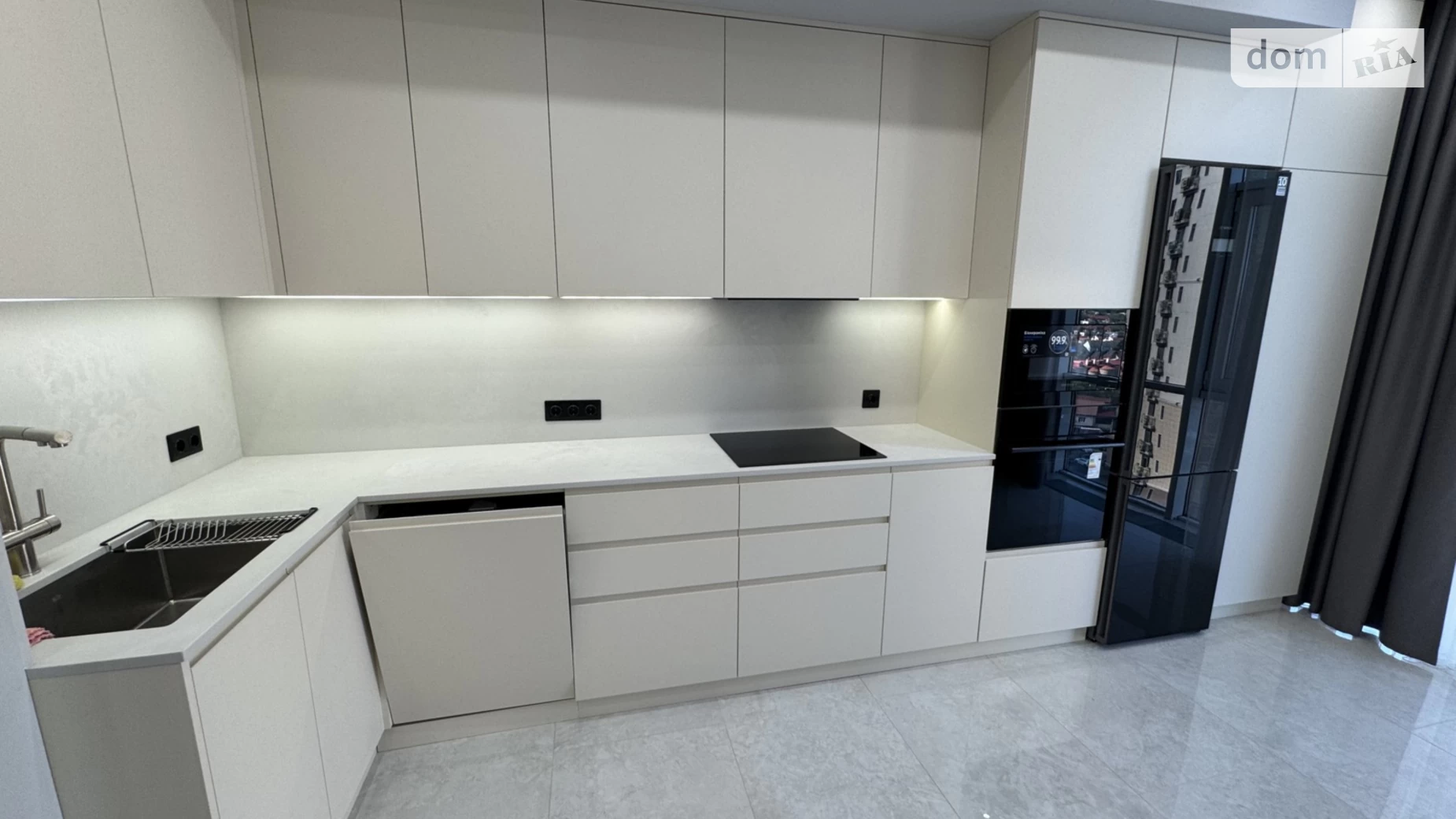 Продается 3-комнатная квартира 103 кв. м в Лиманке, ул. Жемчужная, 1А - фото 3