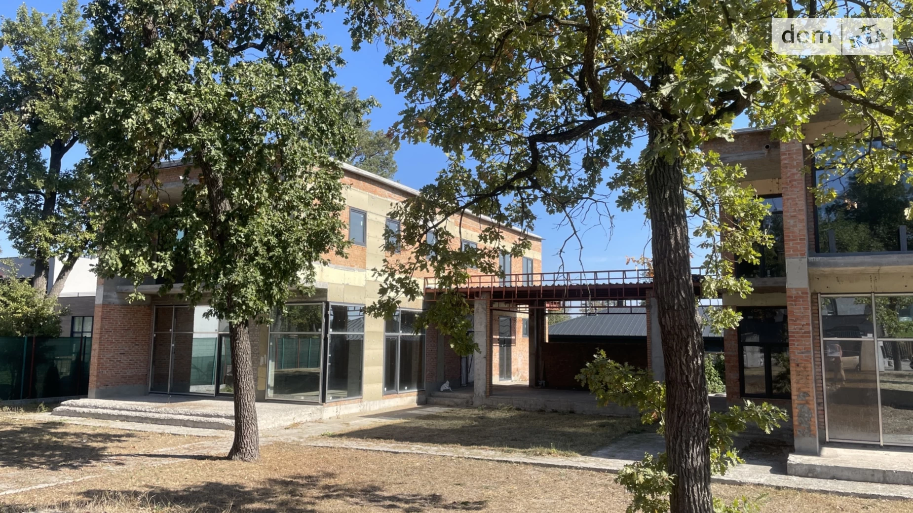 Продается дом на 3 этажа 314 кв. м с террасой, цена: 235000 $ - фото 3