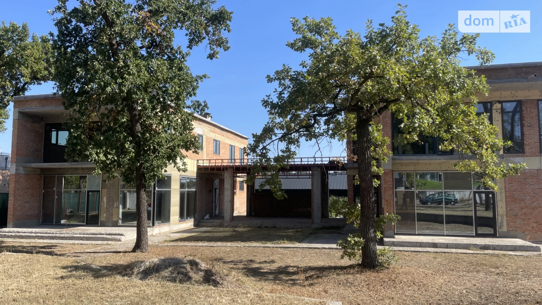 Продается дом на 3 этажа 314 кв. м с террасой, цена: 235000 $ - фото 4