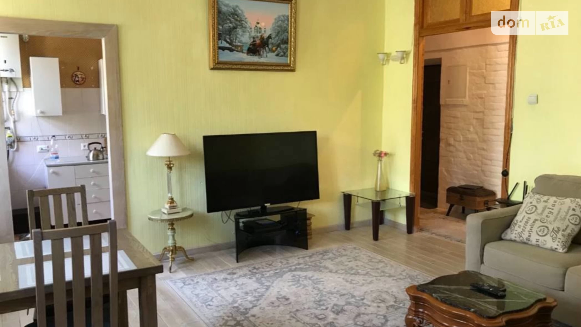 Продается 3-комнатная квартира 60.3 кв. м в Киеве, ул. Михайловская, 21 - фото 2