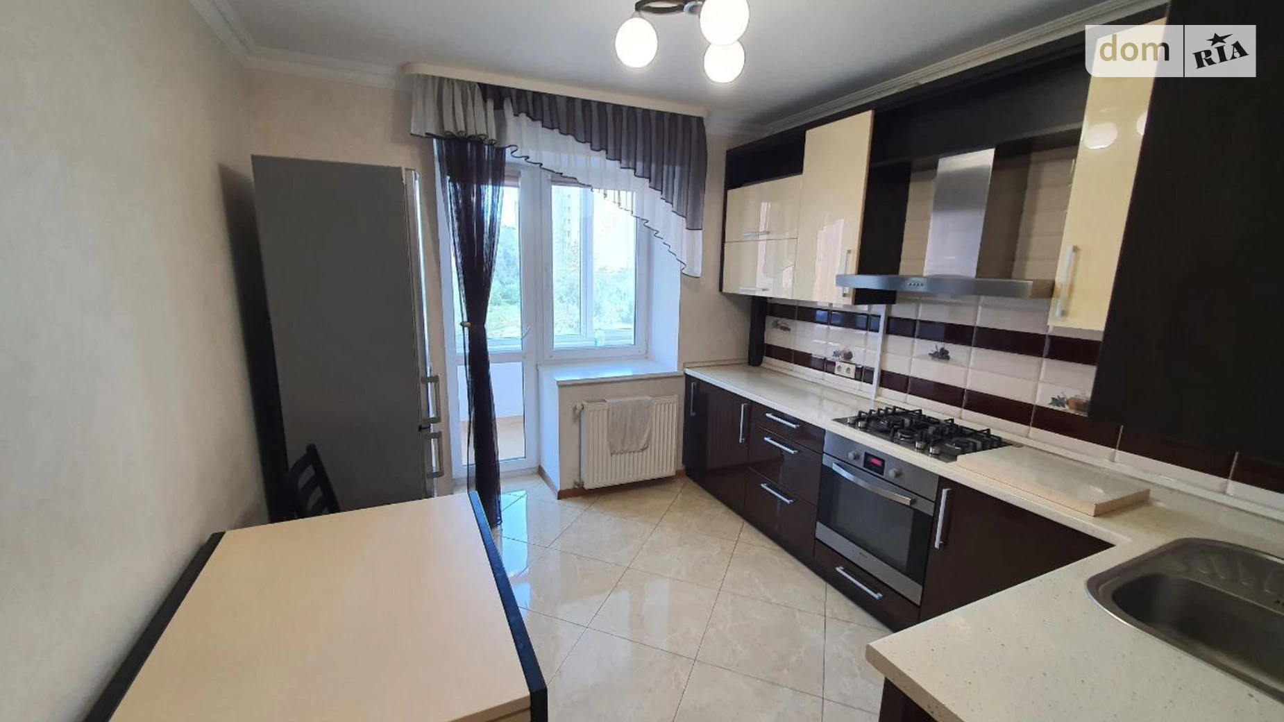 1-комнатная квартира 48.5 кв. м в Луцке, ул. Кравчука - фото 3