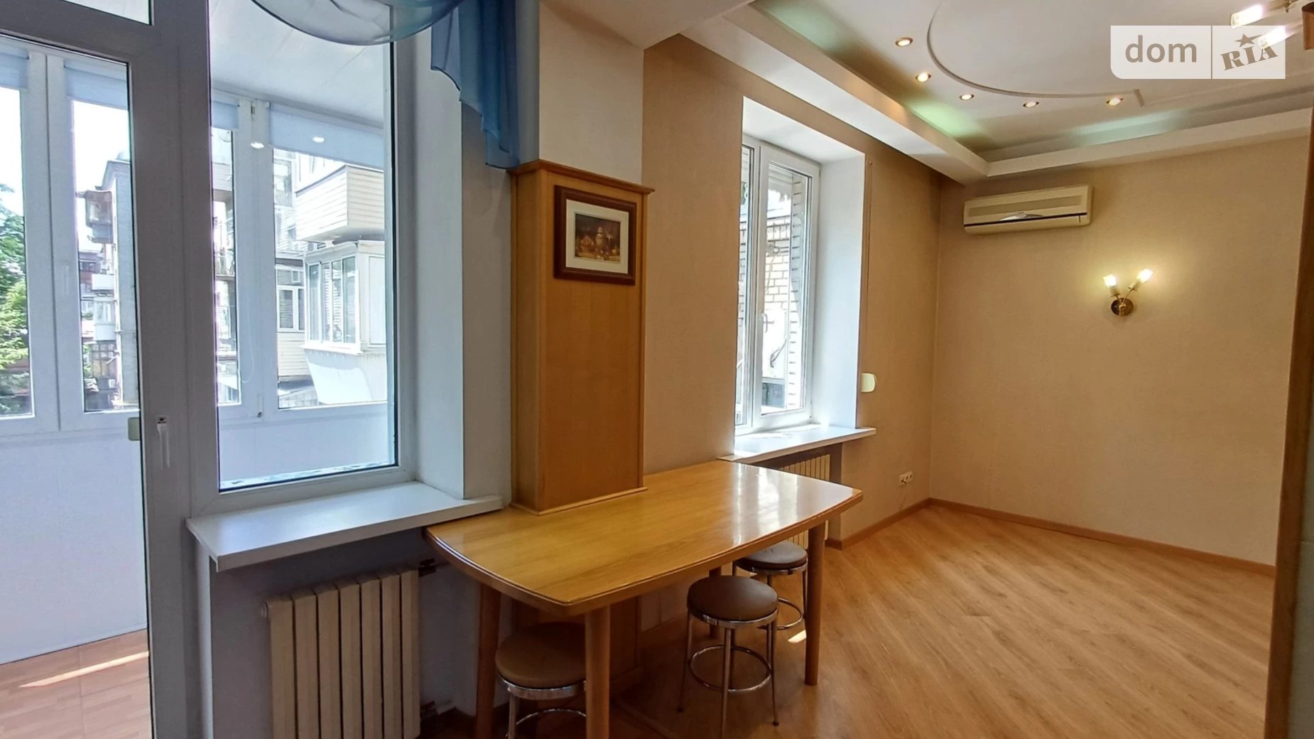 Продается 2-комнатная квартира 75.6 кв. м в Днепре, ул. Гоголя, 1 - фото 2