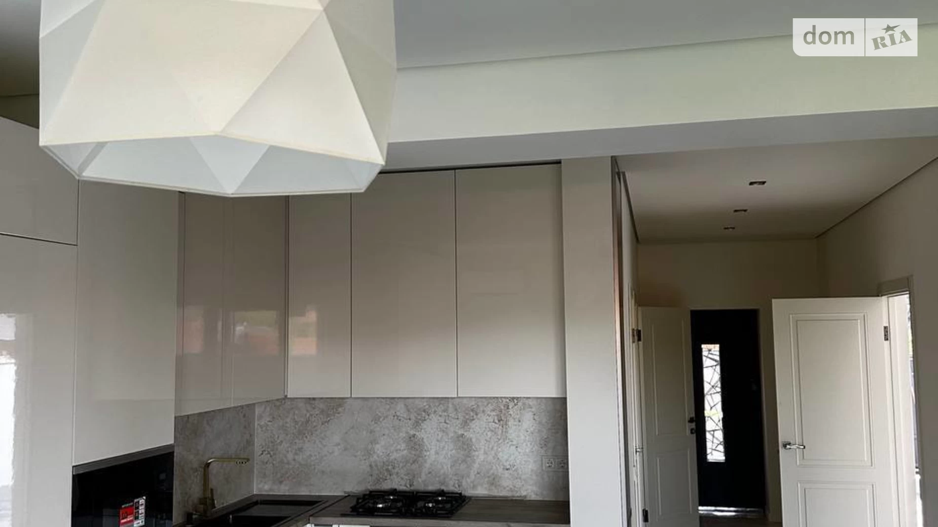 Продается дом на 2 этажа 135 кв. м с баней/сауной, цена: 185000 $ - фото 4