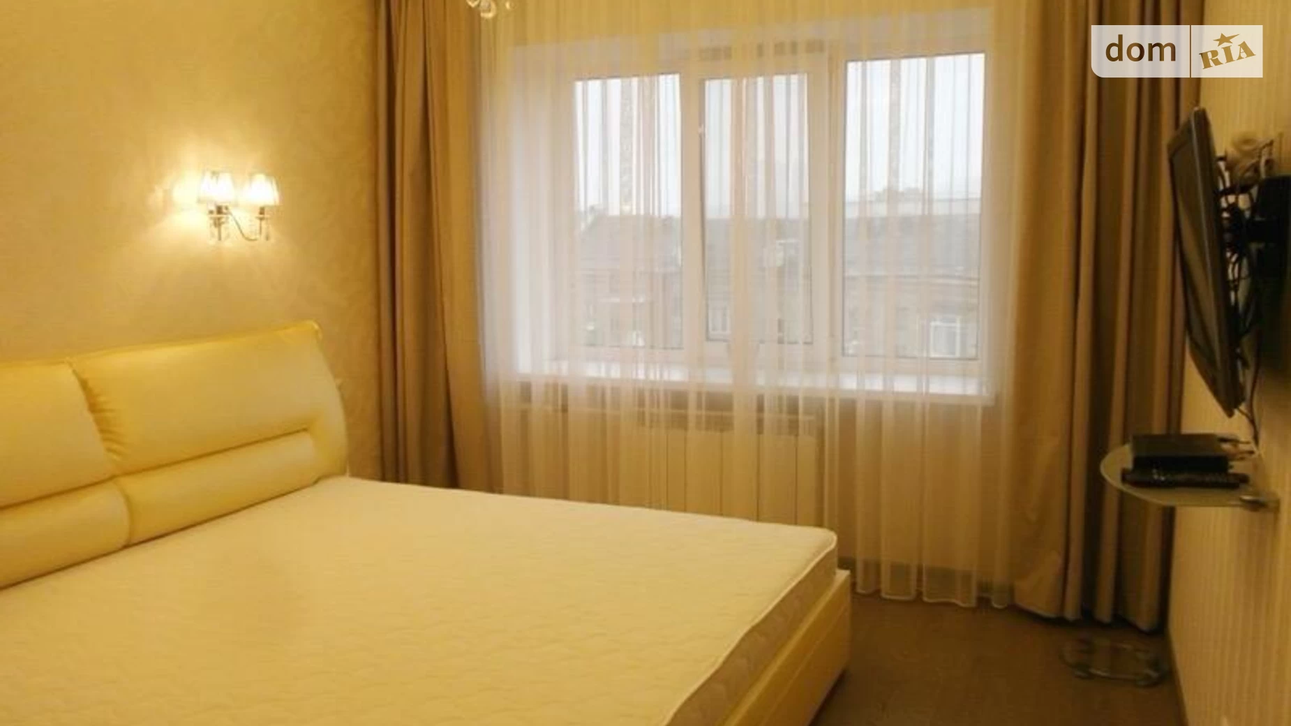 Продается 3-комнатная квартира 82.5 кв. м в Киеве, ул. Тарасовская - фото 2