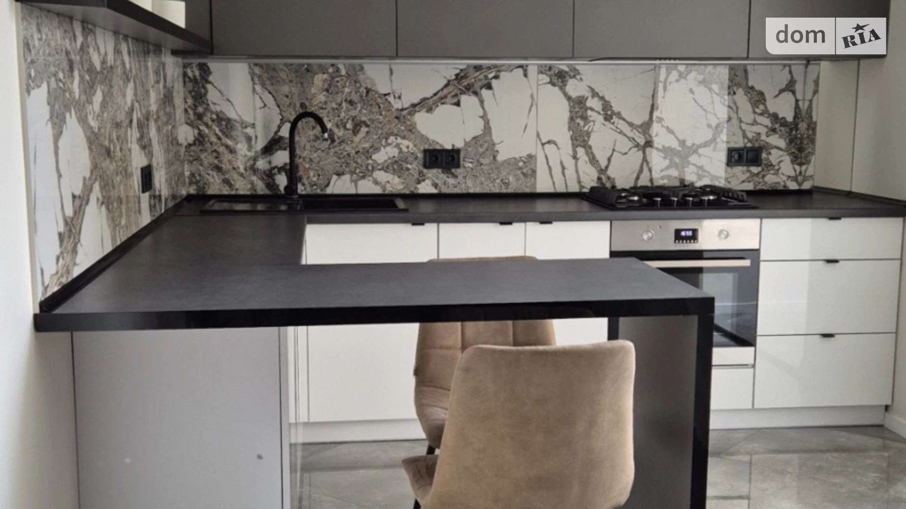 1-комнатная квартира 48 кв. м в Тернополе, ул. Микулинецкая, 5 - фото 2