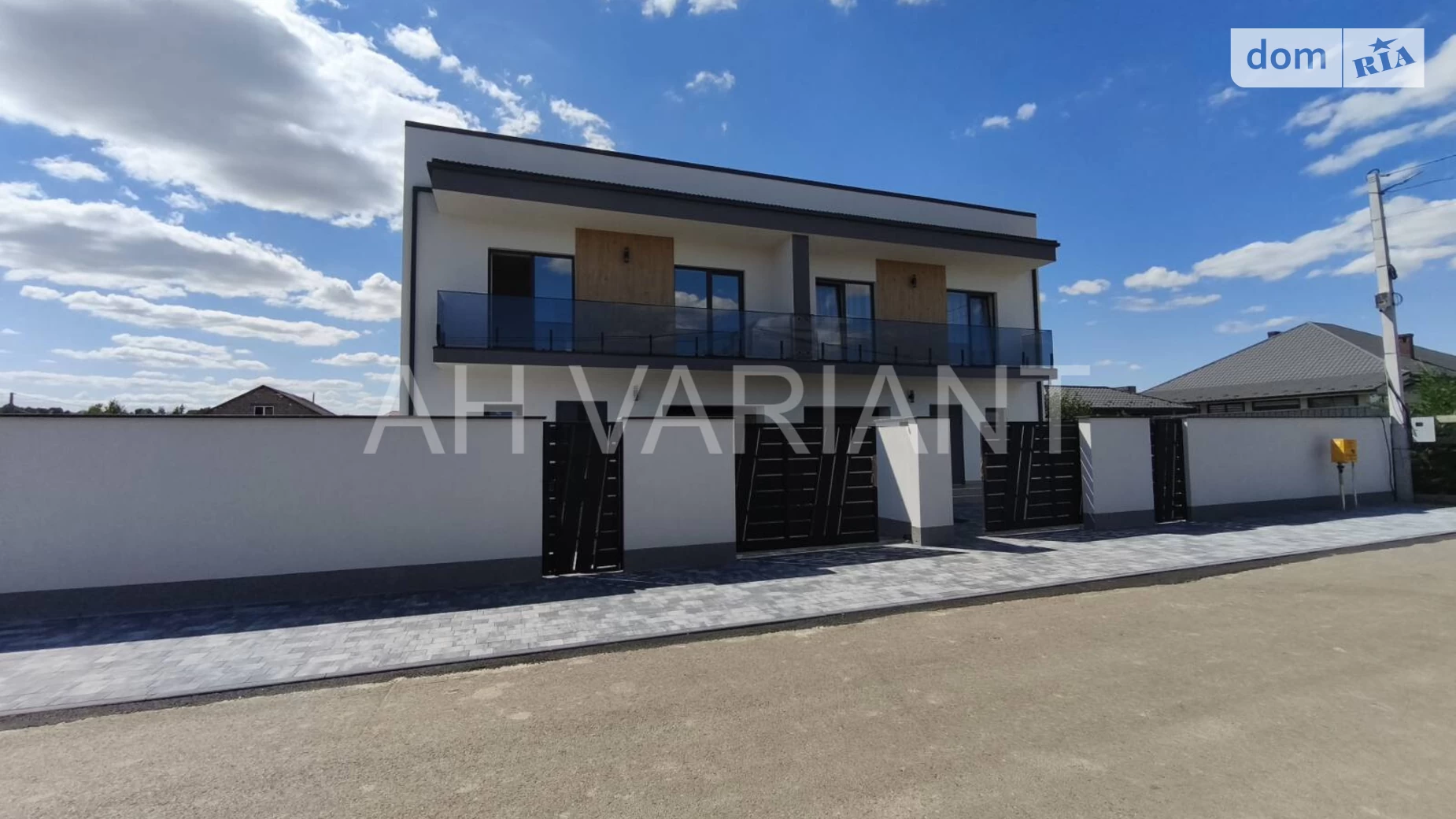 Продается дом на 2 этажа 130 кв. м с садом, цена: 185000 $ - фото 4