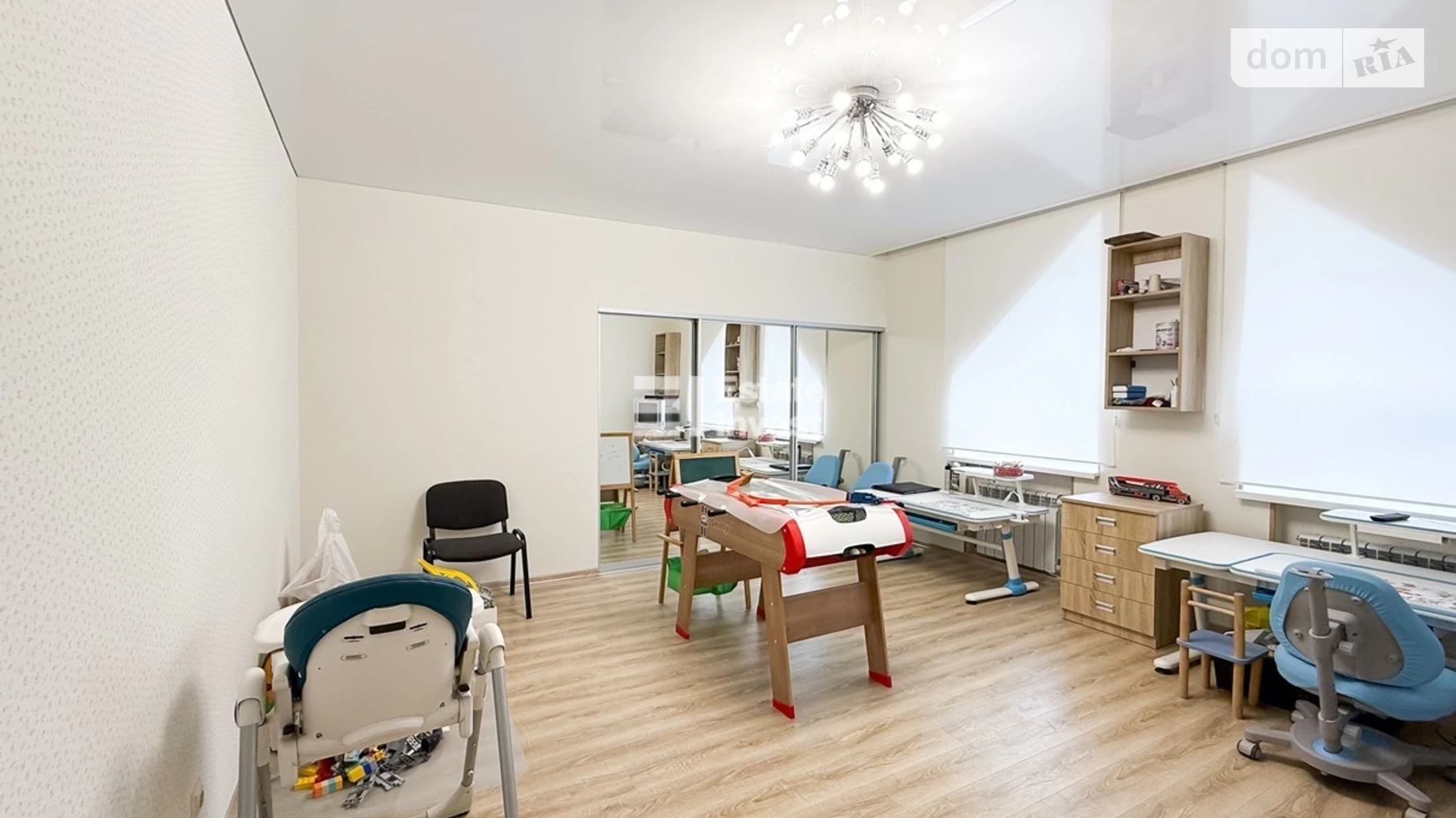 Продается дом на 2 этажа 175.9 кв. м с верандой, цена: 290000 € - фото 2