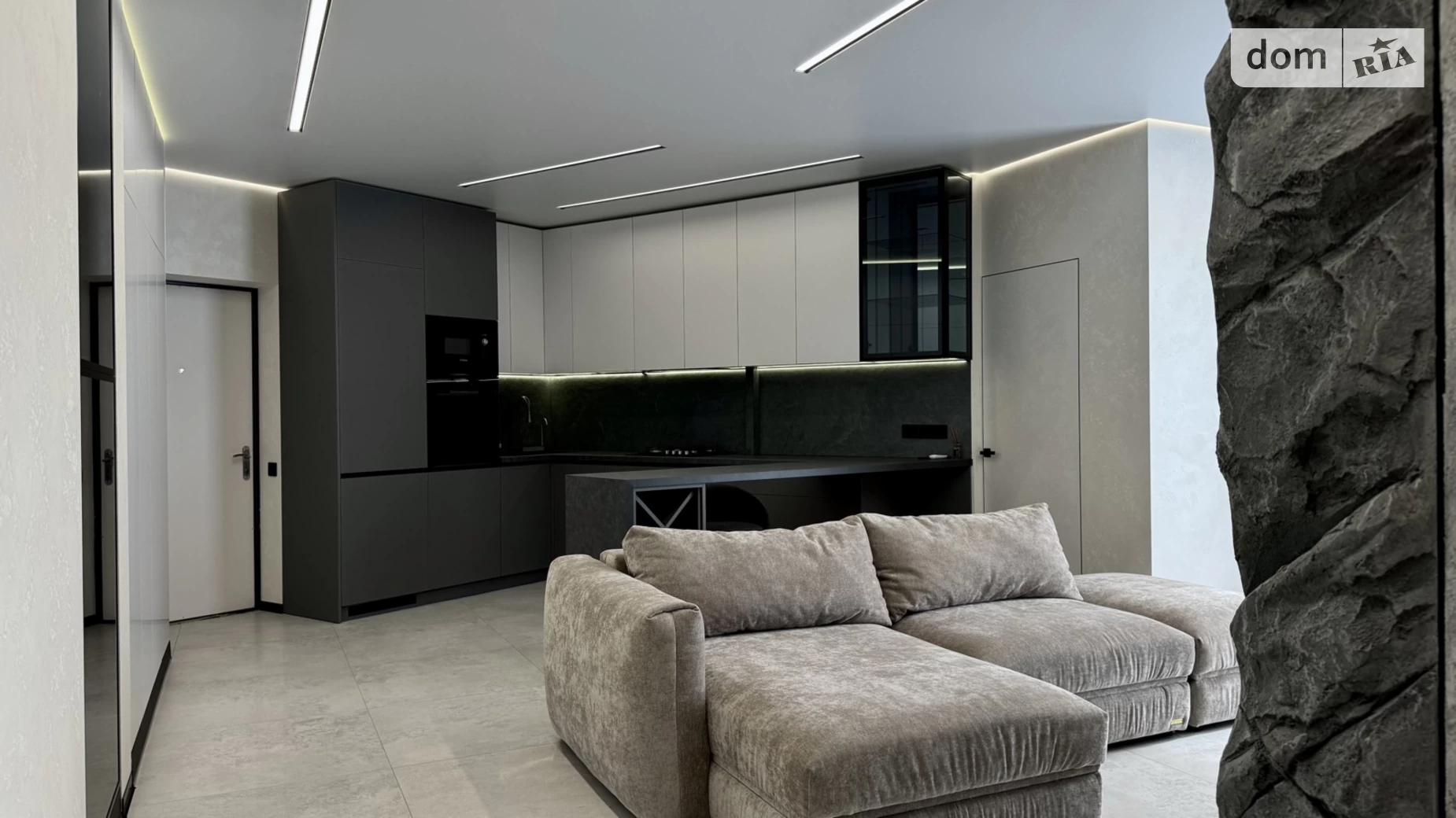 Продается 2-комнатная квартира 62.3 кв. м в Ровно, ул. Студенческая, 18 - фото 2