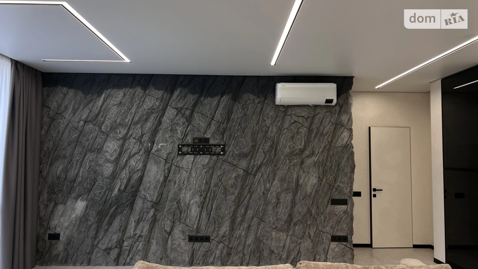 Продается 2-комнатная квартира 62.3 кв. м в Ровно, ул. Студенческая, 18 - фото 3