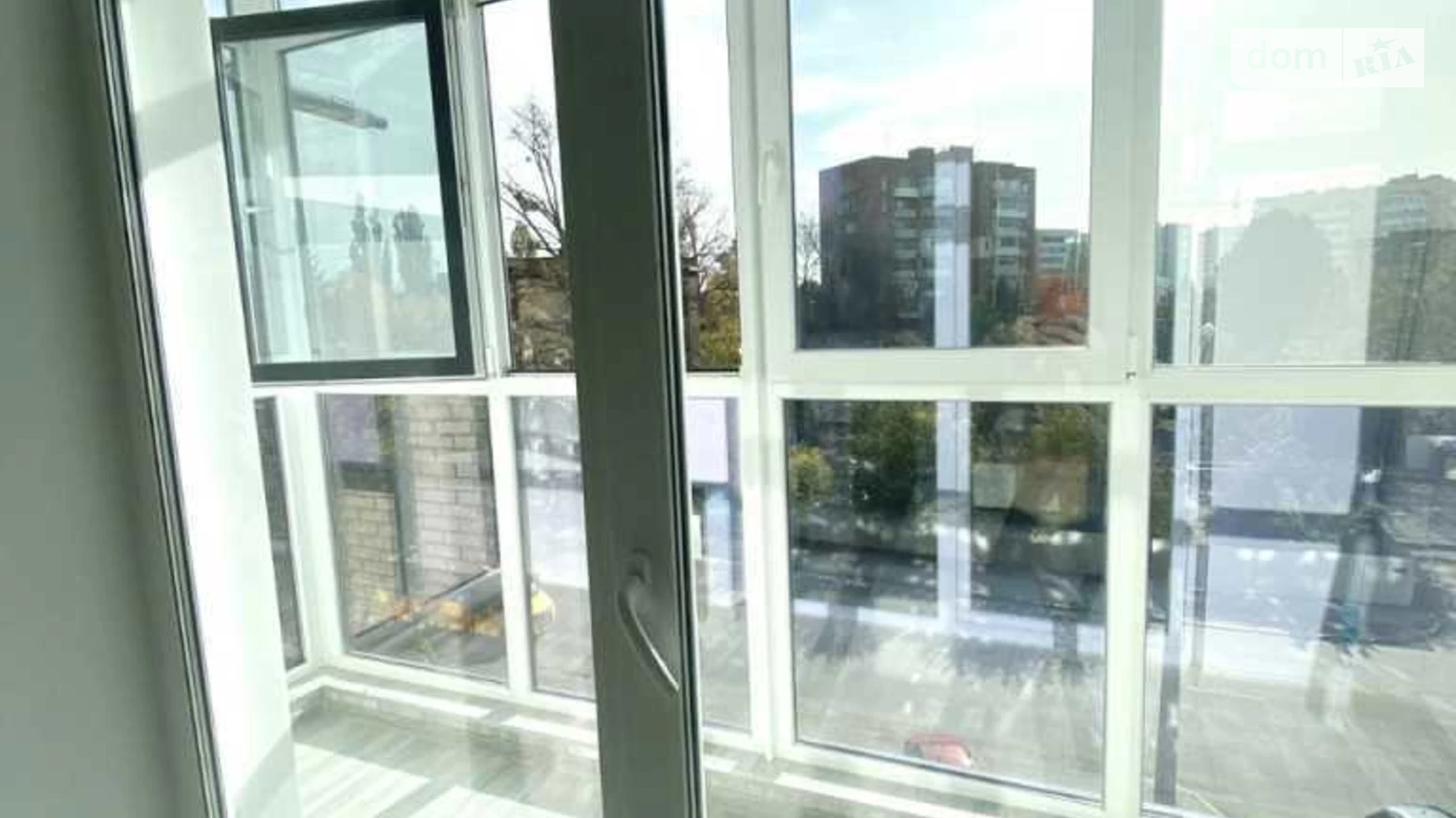 Продается 1-комнатная квартира 42 кв. м в Полтаве, ул. Олександра Оксанченка(Степного Фронта), 6 - фото 4