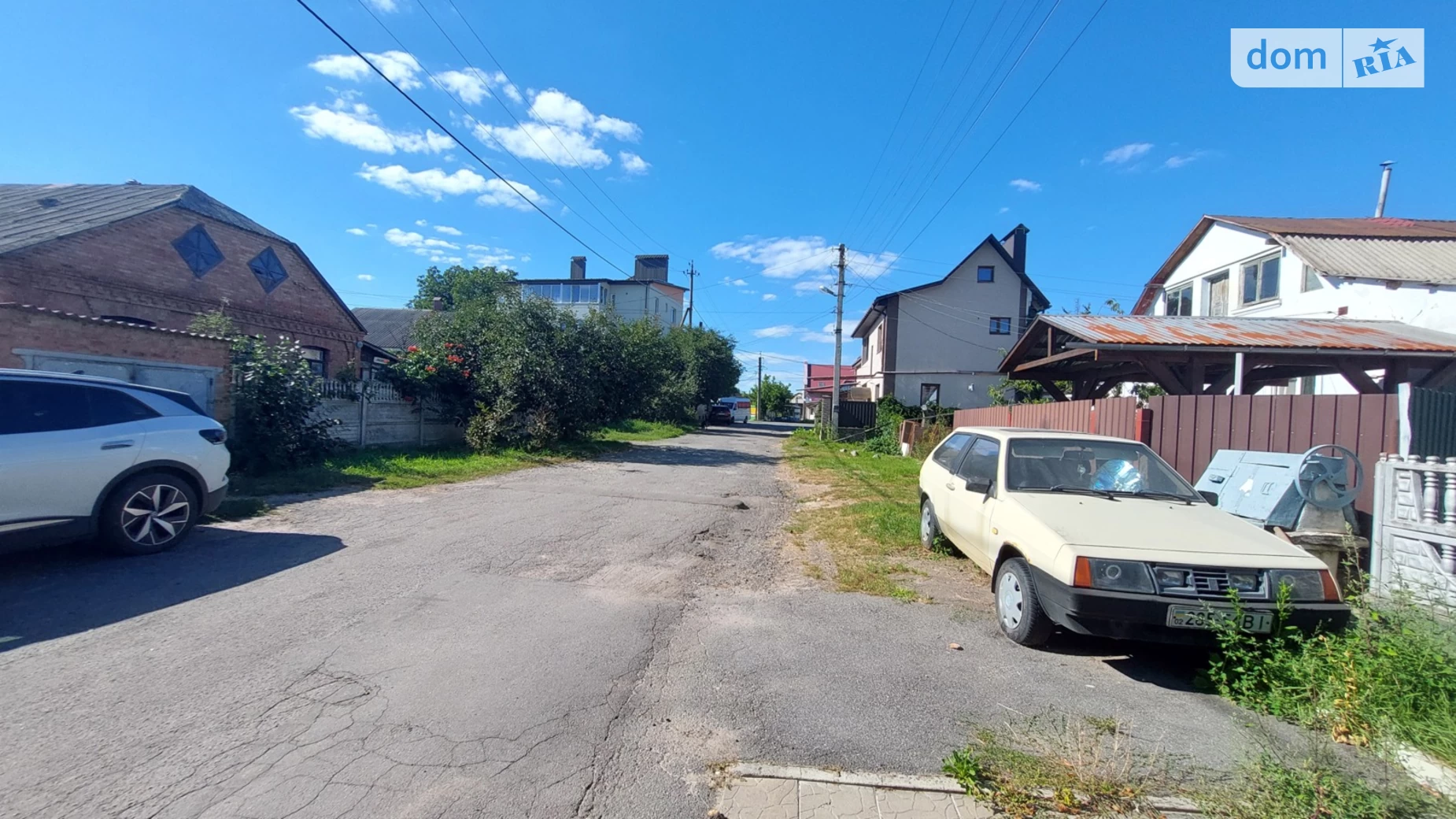 Продается дом на 2 этажа 120 кв. м с садом, цена: 74500 $ - фото 2