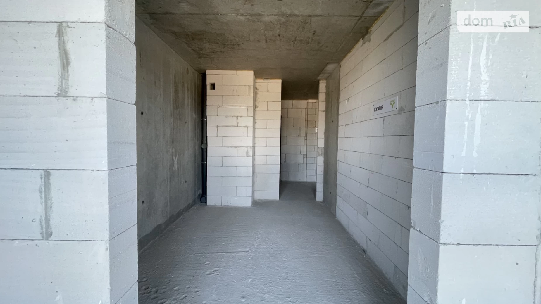 Продается 2-комнатная квартира 62 кв. м в Ивано-Франковске, ул. Хриплинская - фото 4