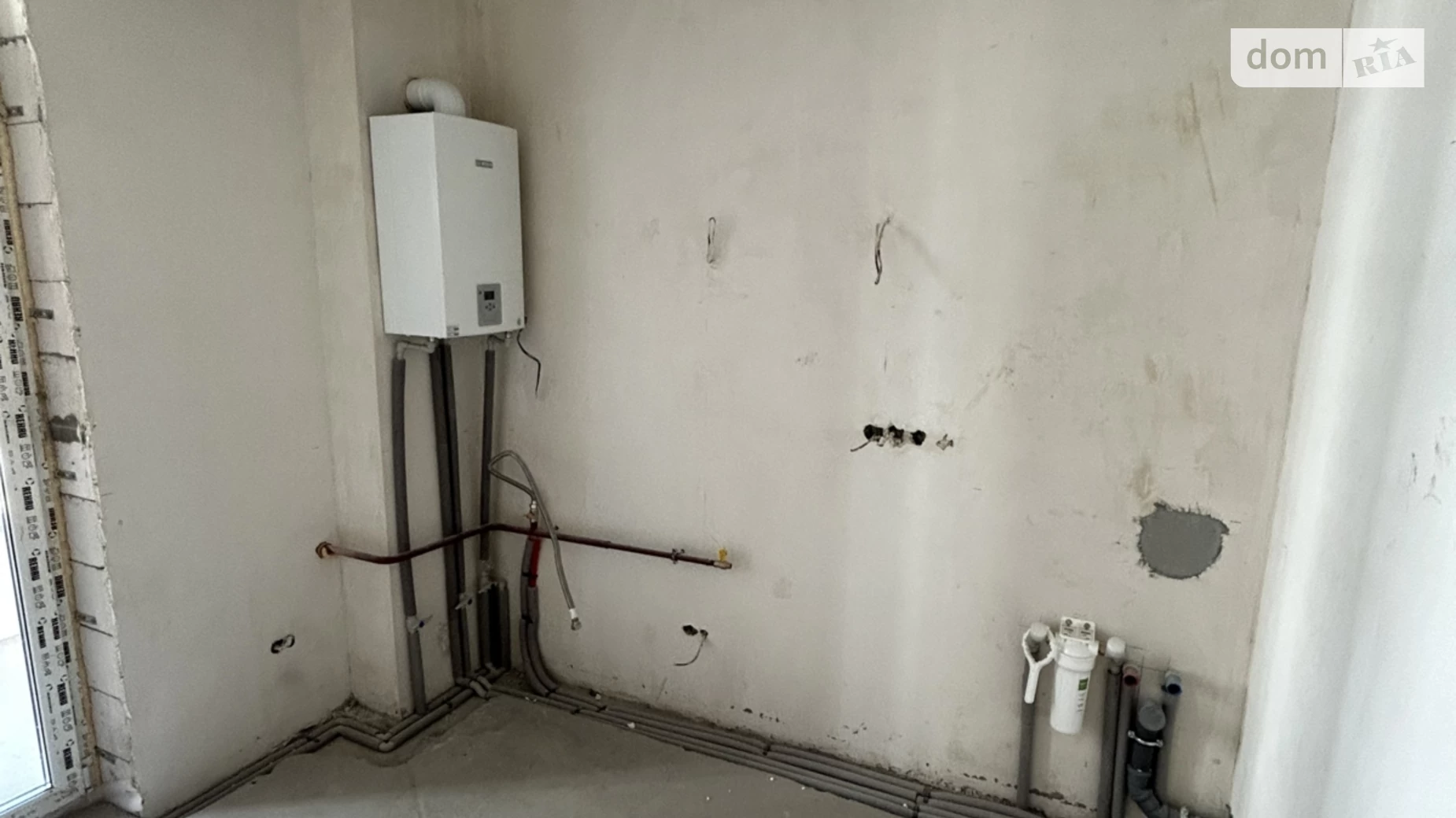 Продается 1-комнатная квартира 40 кв. м в Ирпене, ул. Кобылянской Ольги, 1В/22 - фото 2