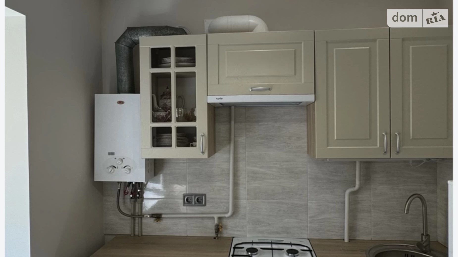 Продается 1-комнатная квартира 35 кв. м в Днепре, ул. Универсальная, 13 - фото 2