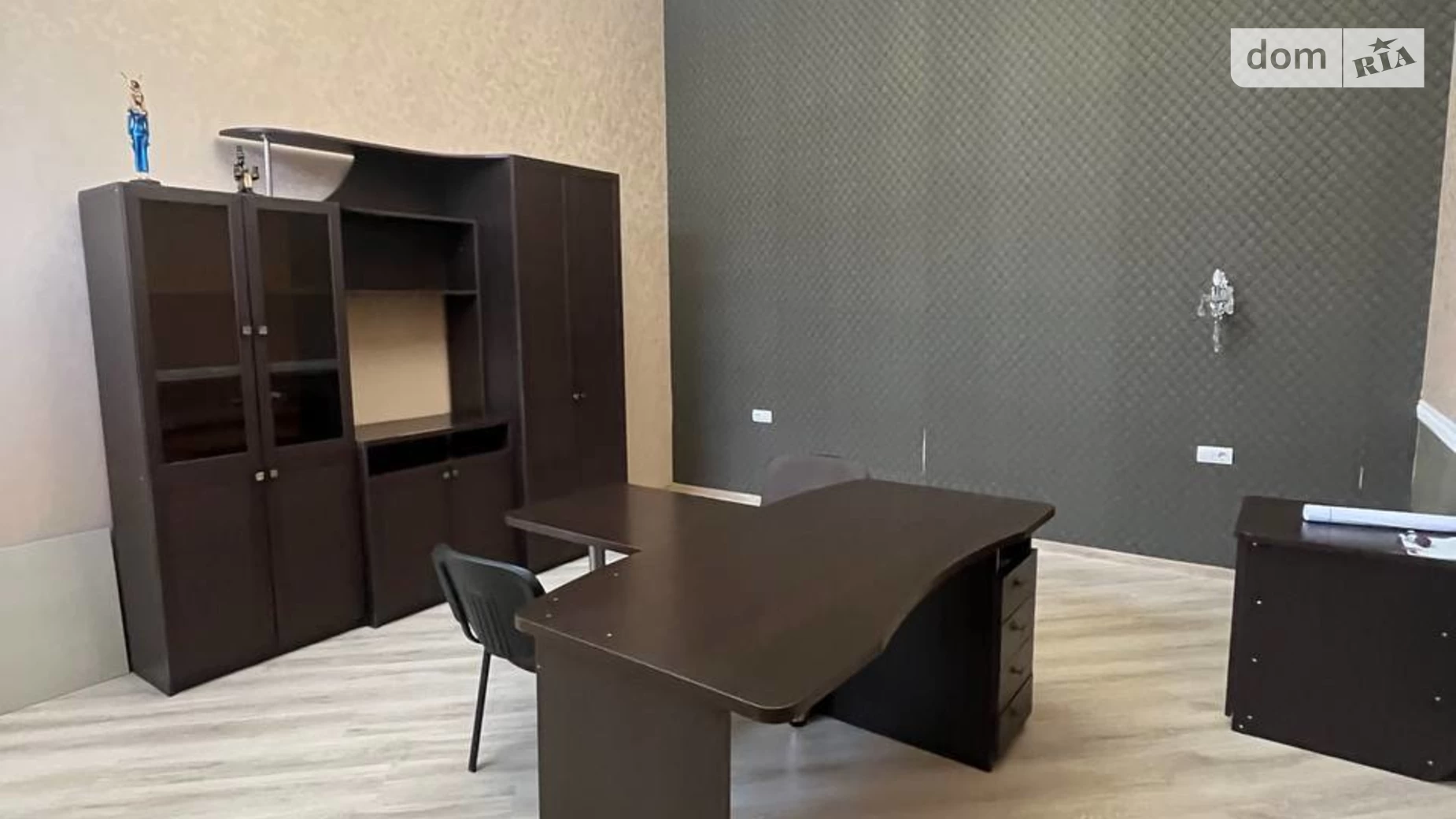 Продається офіс 190 кв. м в бізнес-центрі, цена: 200000 $ - фото 5