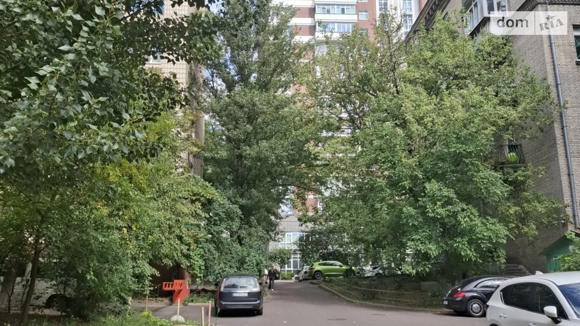 Продается 2-комнатная квартира 72.5 кв. м в Киеве, ул. Василия Тютюнника, 56 - фото 2