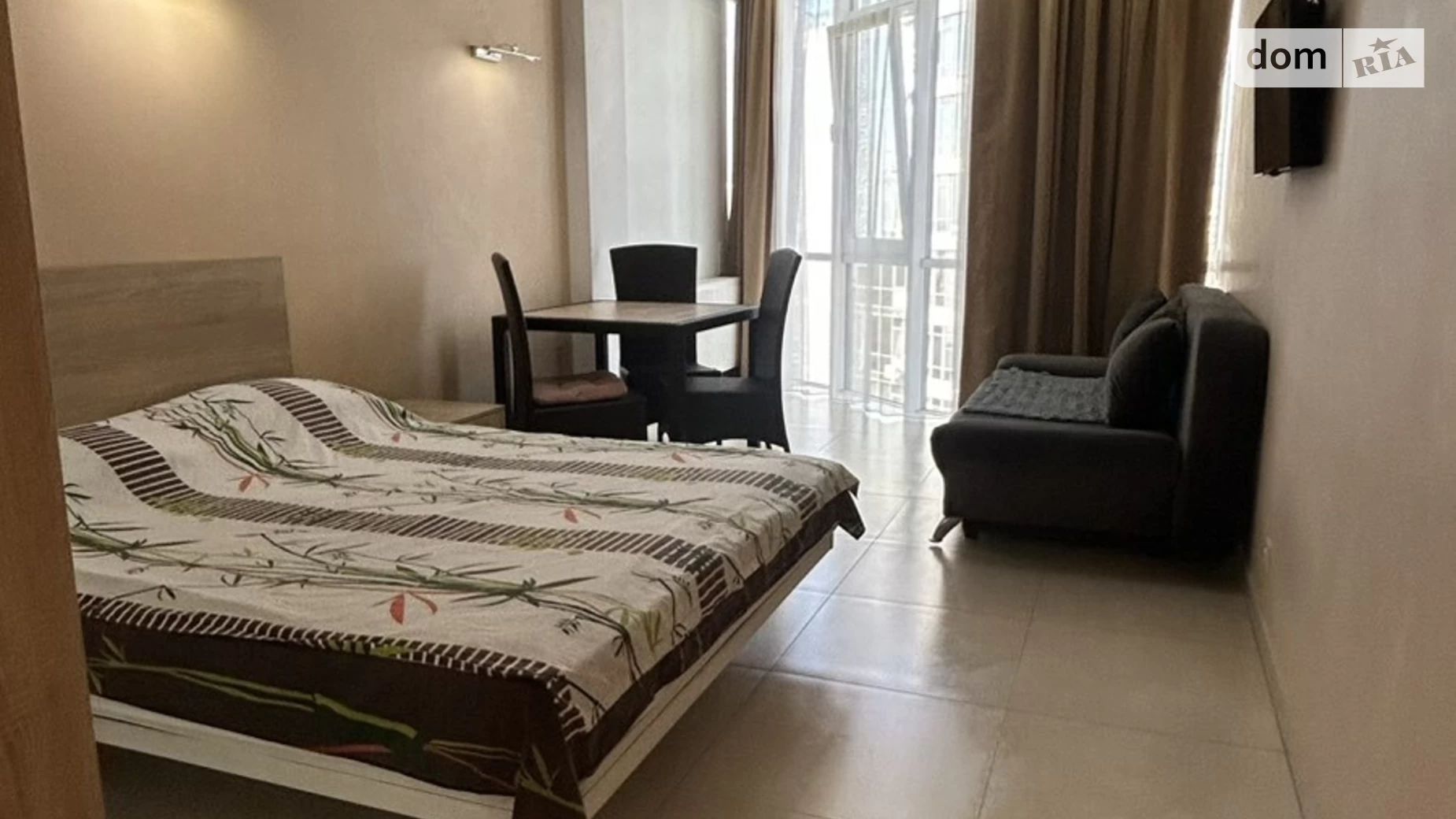 Продается 1-комнатная квартира 35 кв. м в Одессе, плато Аркадийское(Гагаринское), 5/2 - фото 2