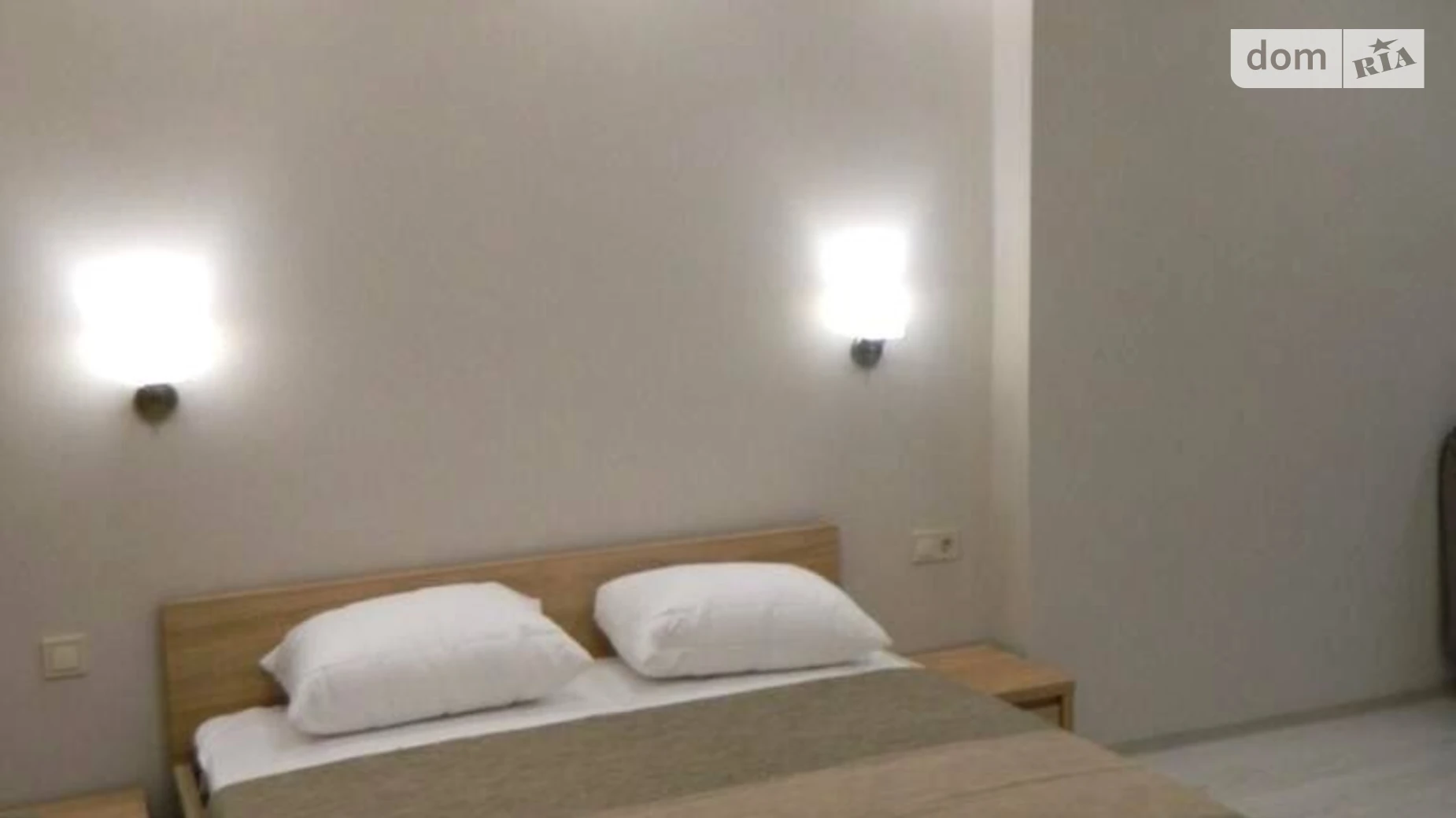 Продается 1-комнатная квартира 39.8 кв. м в Одессе, ул. Среднефонтанская, 30/1 - фото 2