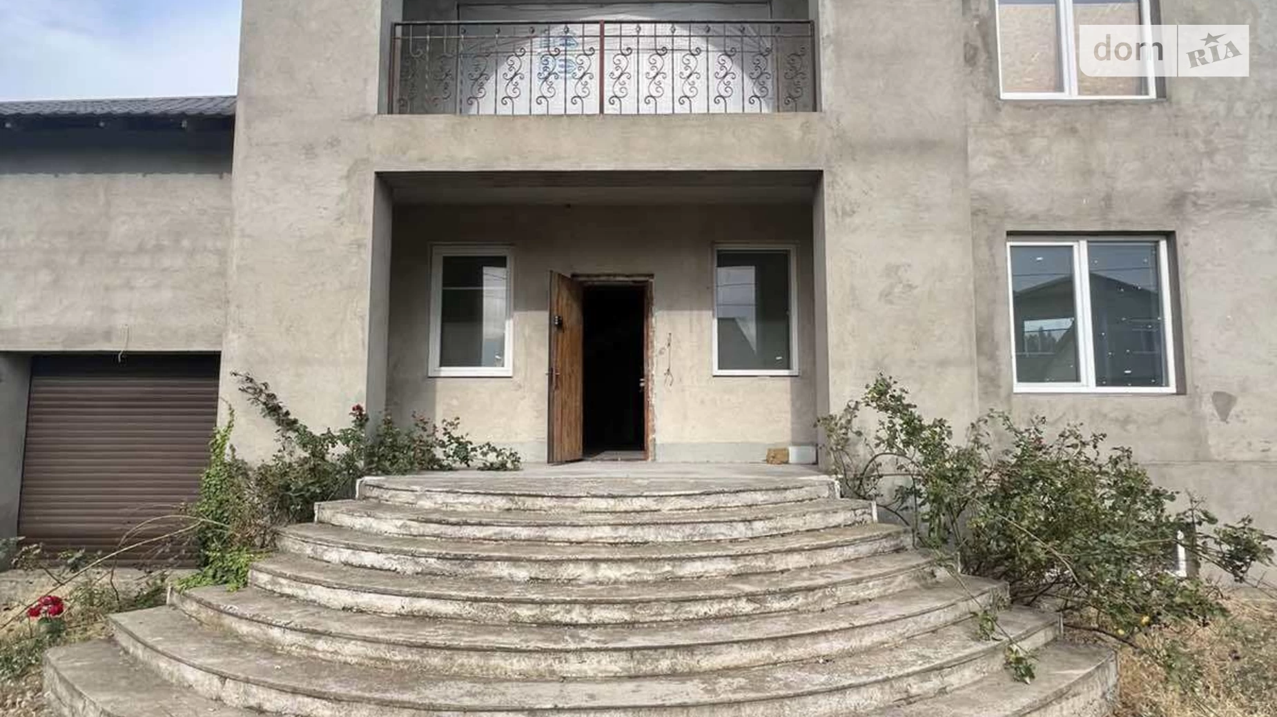 Продается дом на 2 этажа 353.6 кв. м с камином, цена: 110000 $ - фото 3