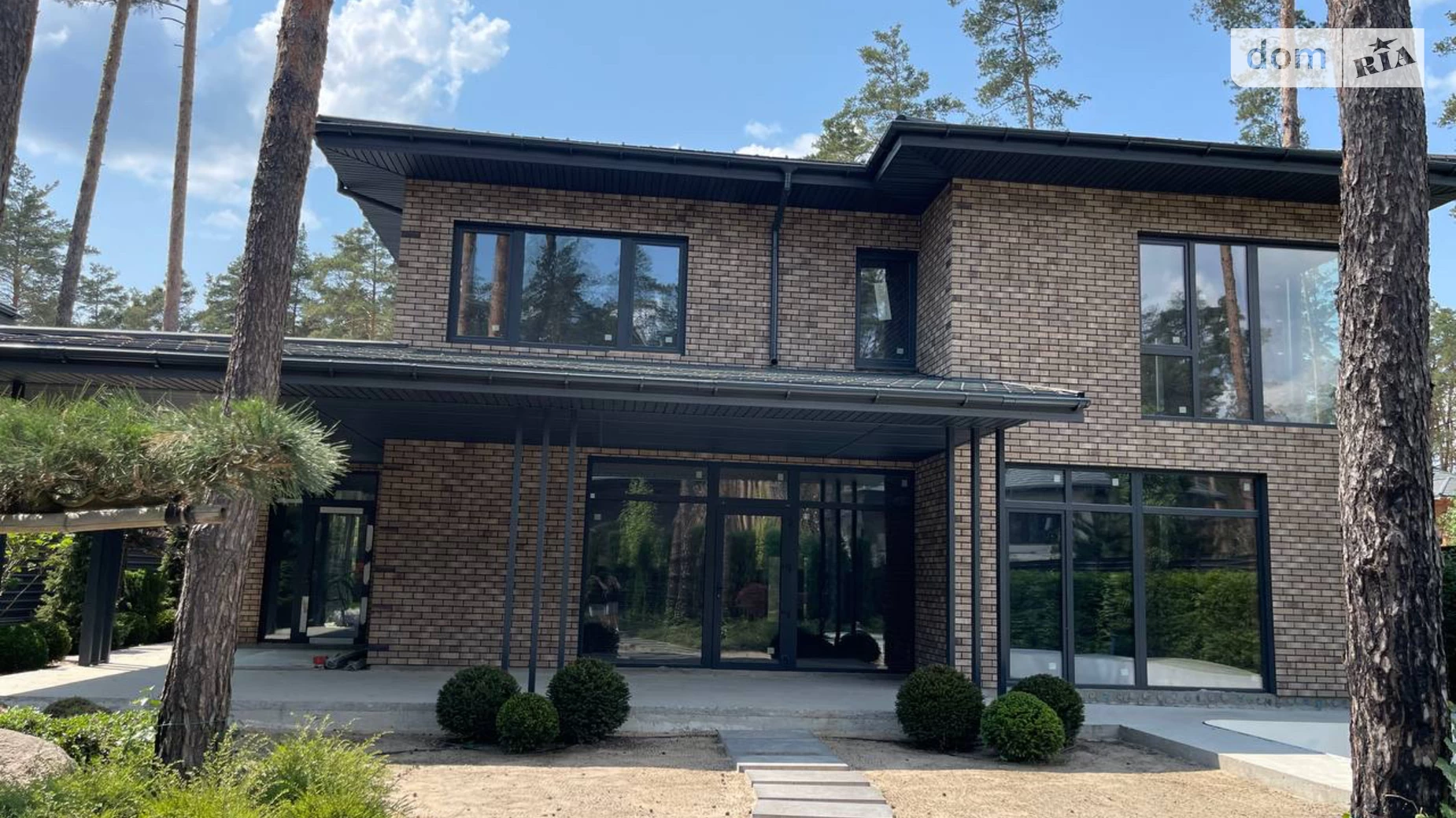 Продается дом на 2 этажа 327 кв. м с бассейном, цена: 440000 $ - фото 4