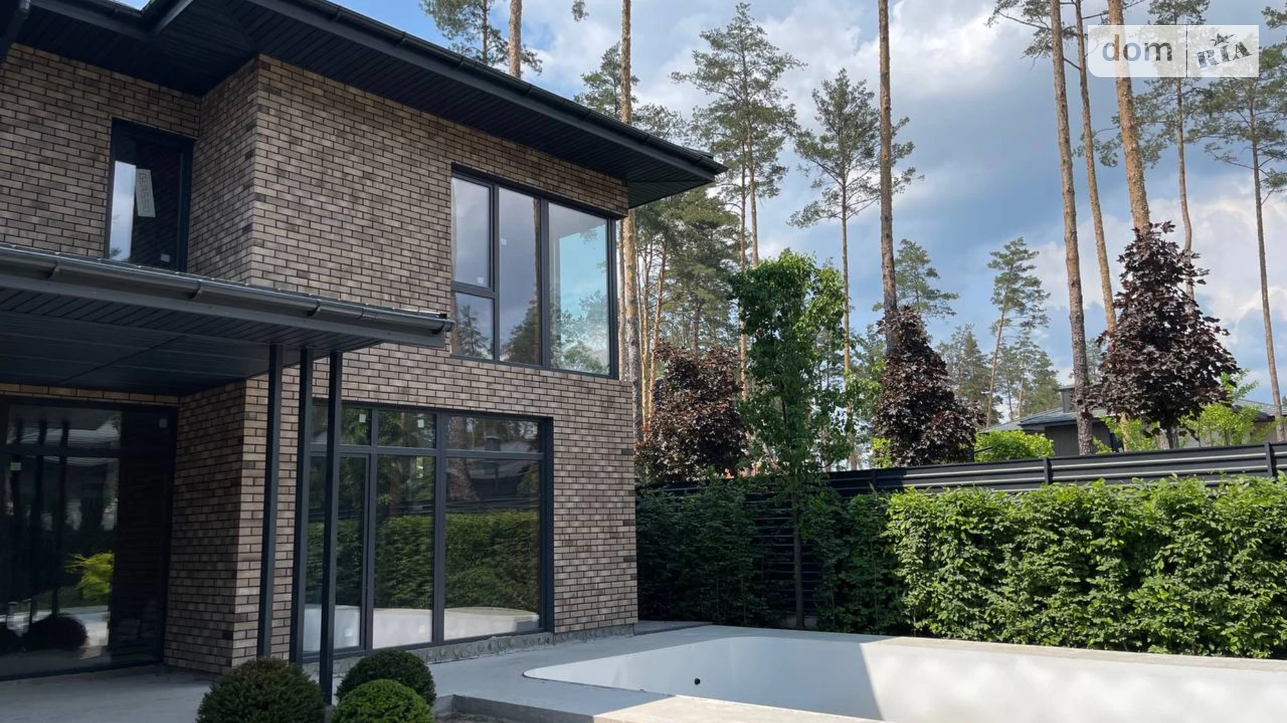 Продается дом на 2 этажа 327 кв. м с бассейном, цена: 440000 $ - фото 5