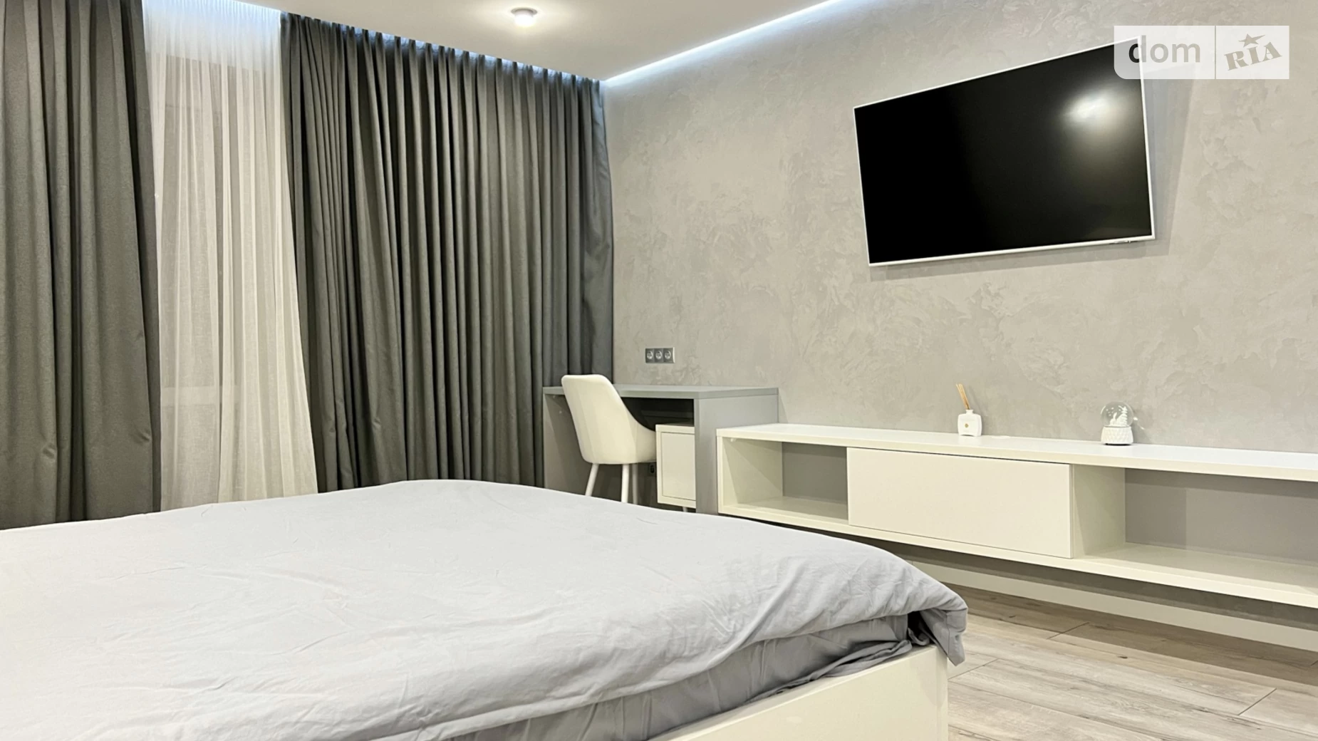 Продается 2-комнатная квартира 87 кв. м в Полтаве, ул. Кукоби Анатолия, 12 - фото 3