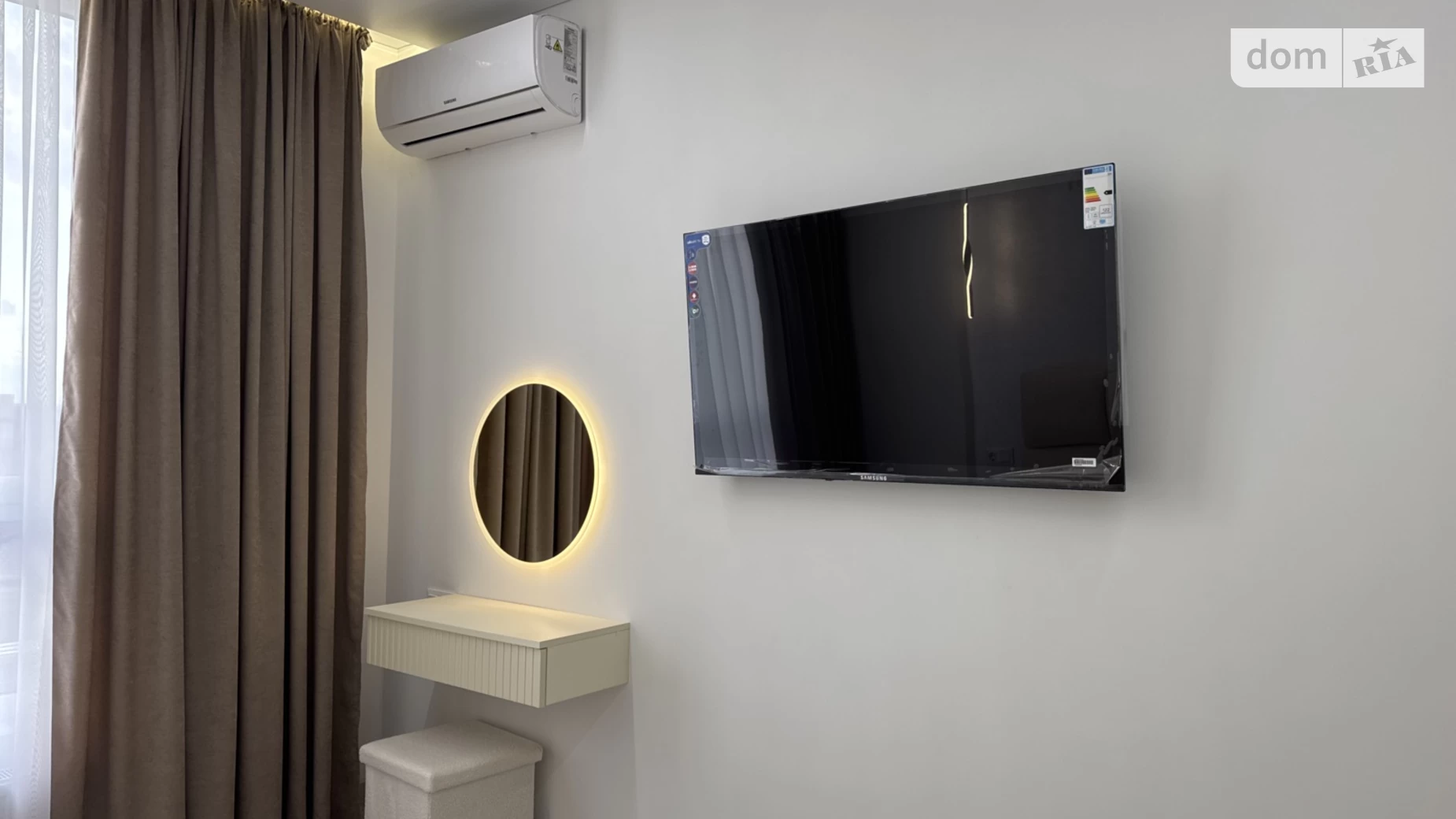 Продается 2-комнатная квартира 64 кв. м в Ивано-Франковске, ул. Коновальца Евгения, 37А - фото 2