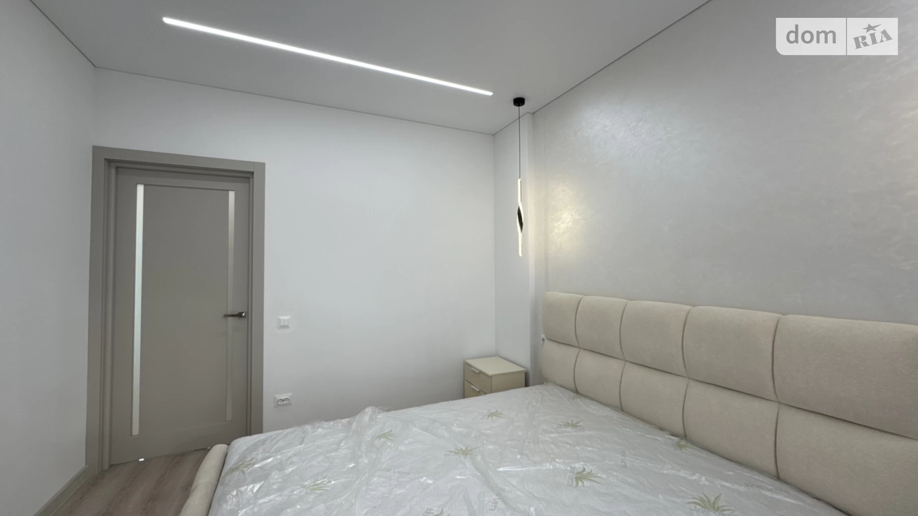 Продается 2-комнатная квартира 64 кв. м в Ивано-Франковске, ул. Коновальца Евгения, 37А - фото 4