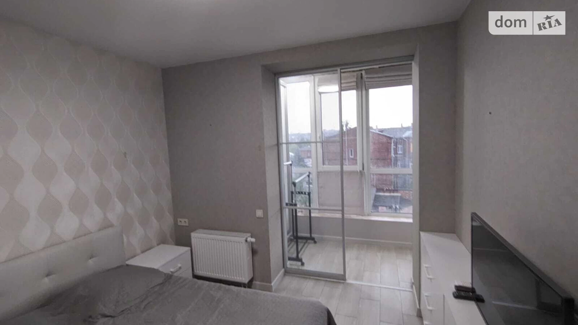 Продается 1-комнатная квартира 47 кв. м в Харькове, ул. Клочковская, 93 - фото 2