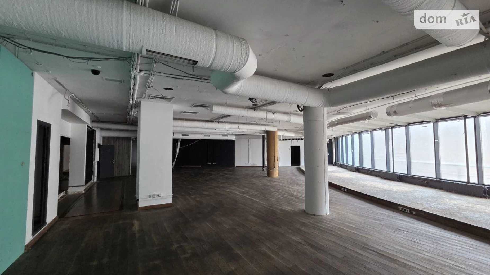Сдается в аренду офис 1400 кв. м в бизнес-центре, цена: 24300 $ - фото 4
