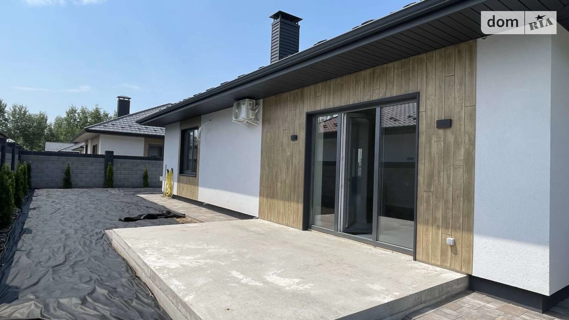 Продается одноэтажный дом 100 кв. м с гаражом, цена: 150000 $ - фото 2