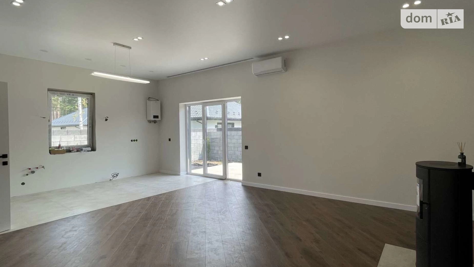 Продается одноэтажный дом 100 кв. м с гаражом, цена: 150000 $ - фото 3