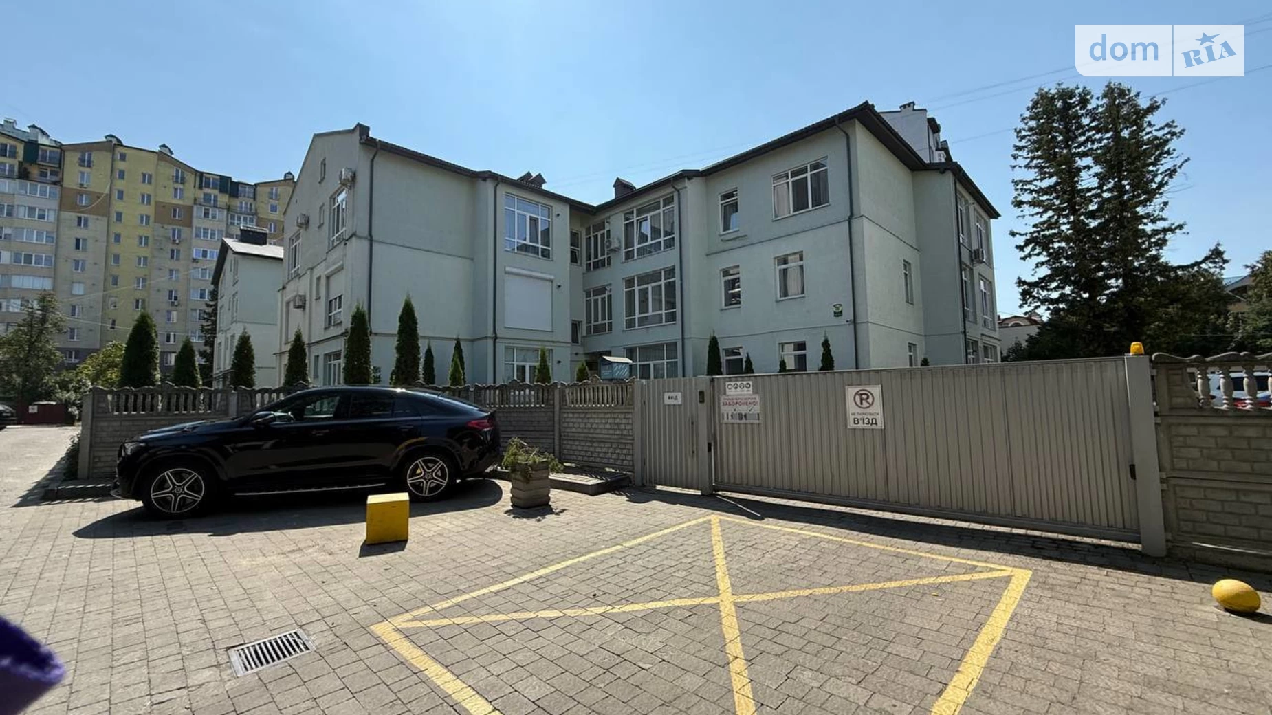 Продается 2-комнатная квартира 61 кв. м в Ивано-Франковске, ул. Стрельцов Сечевых - фото 2