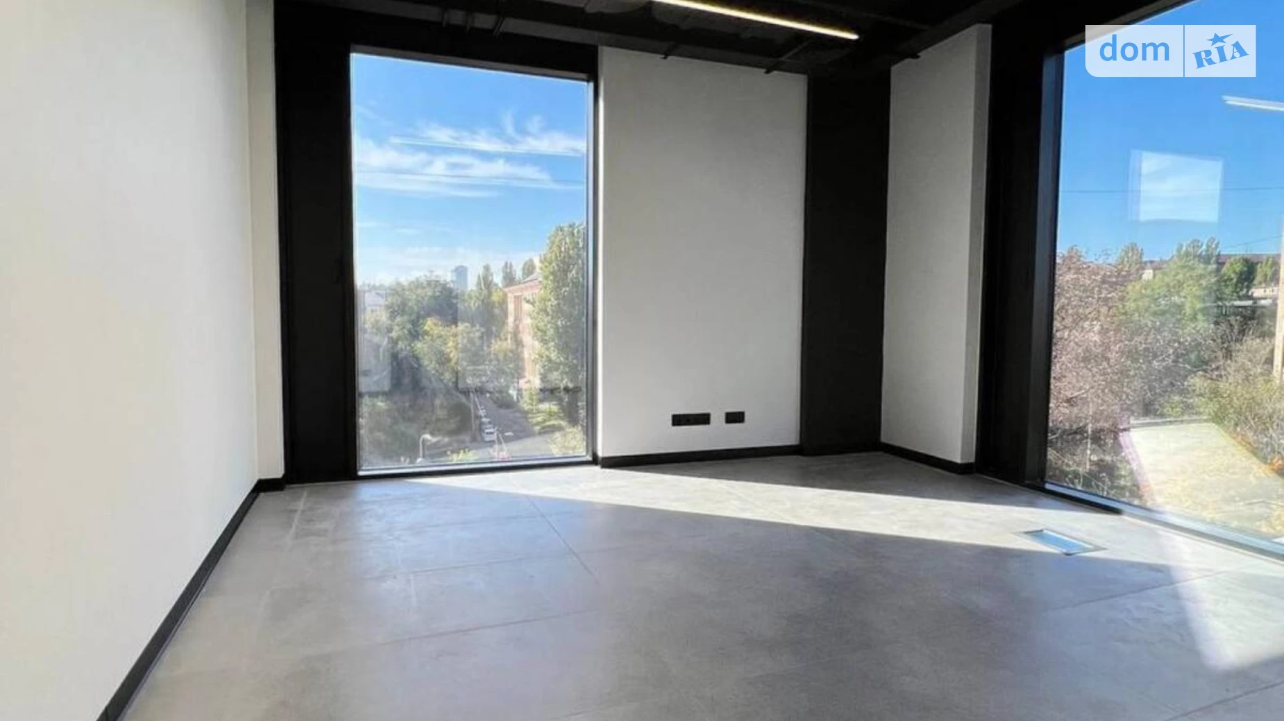 Сдается в аренду офис 309 кв. м в бизнес-центре, цена: 7725 $ - фото 4