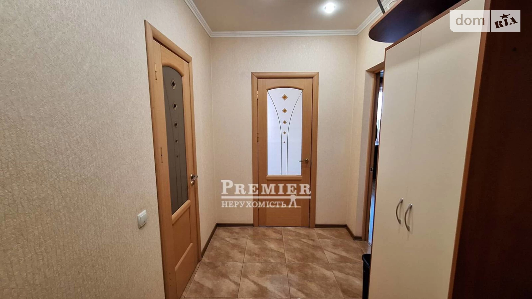 Продается 1-комнатная квартира 50.5 кв. м в Черноморске, ул. Парусная - фото 4