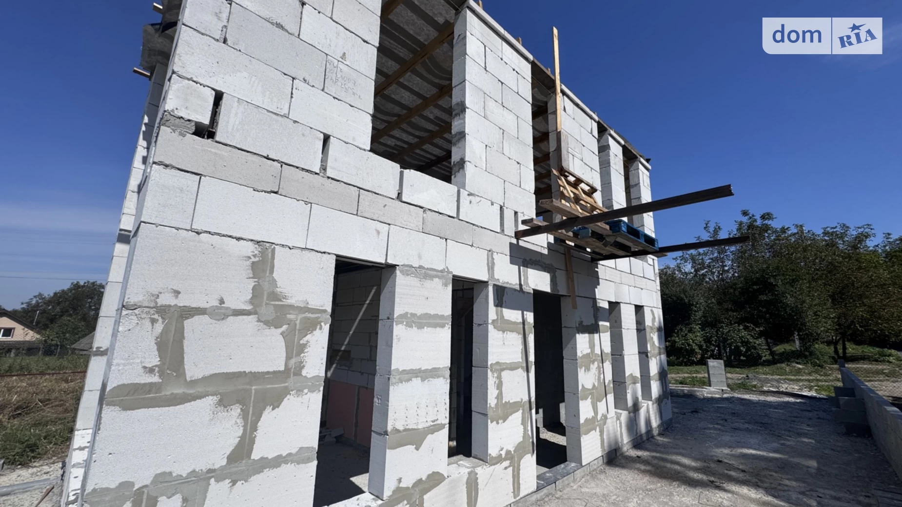 Продается дом на 2 этажа 70 кв. м с камином, цена: 15000 $ - фото 4