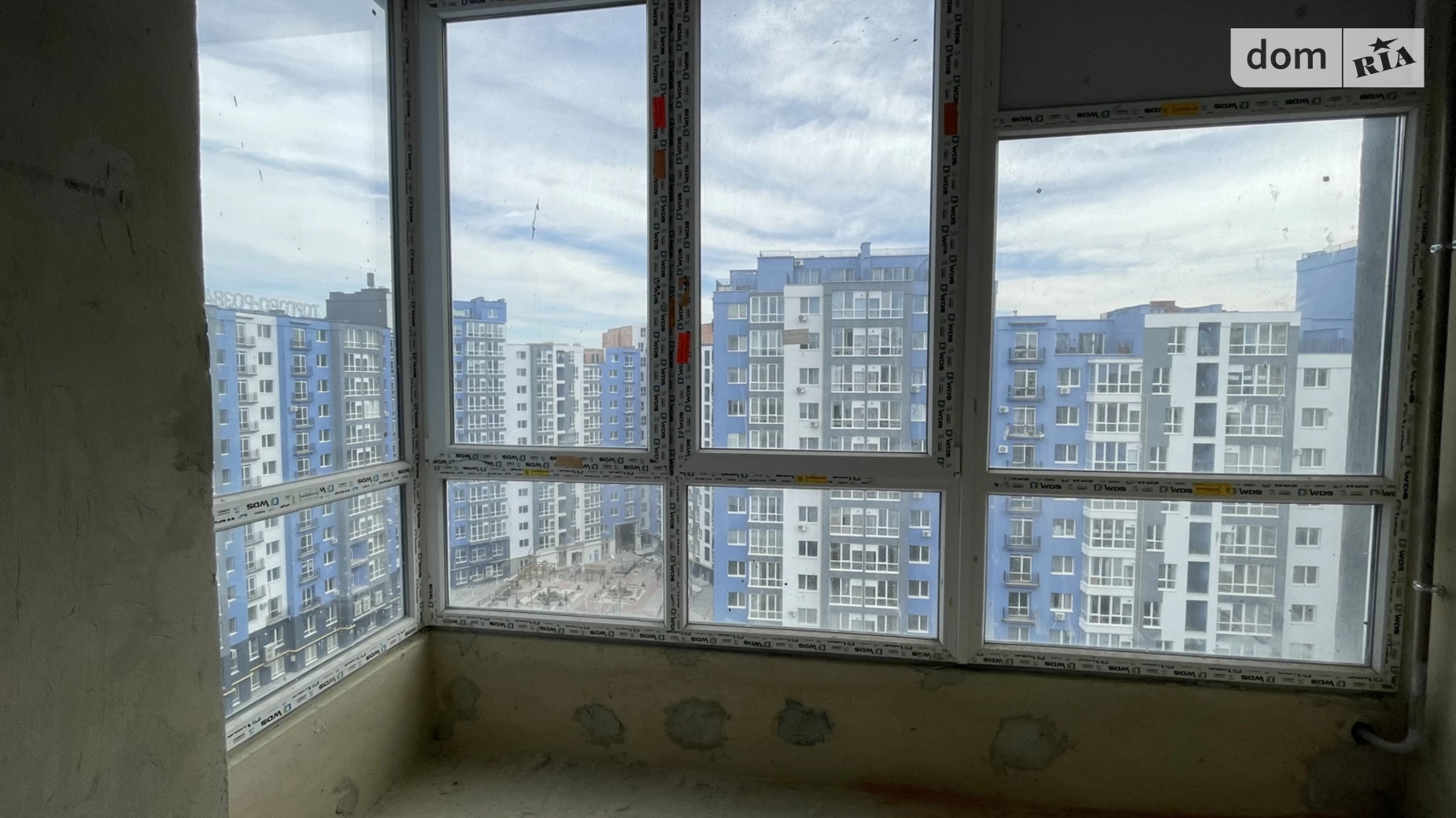 Продается 2-комнатная квартира 93 кв. м в Ивано-Франковске, ул. Княгинин, 44 - фото 4