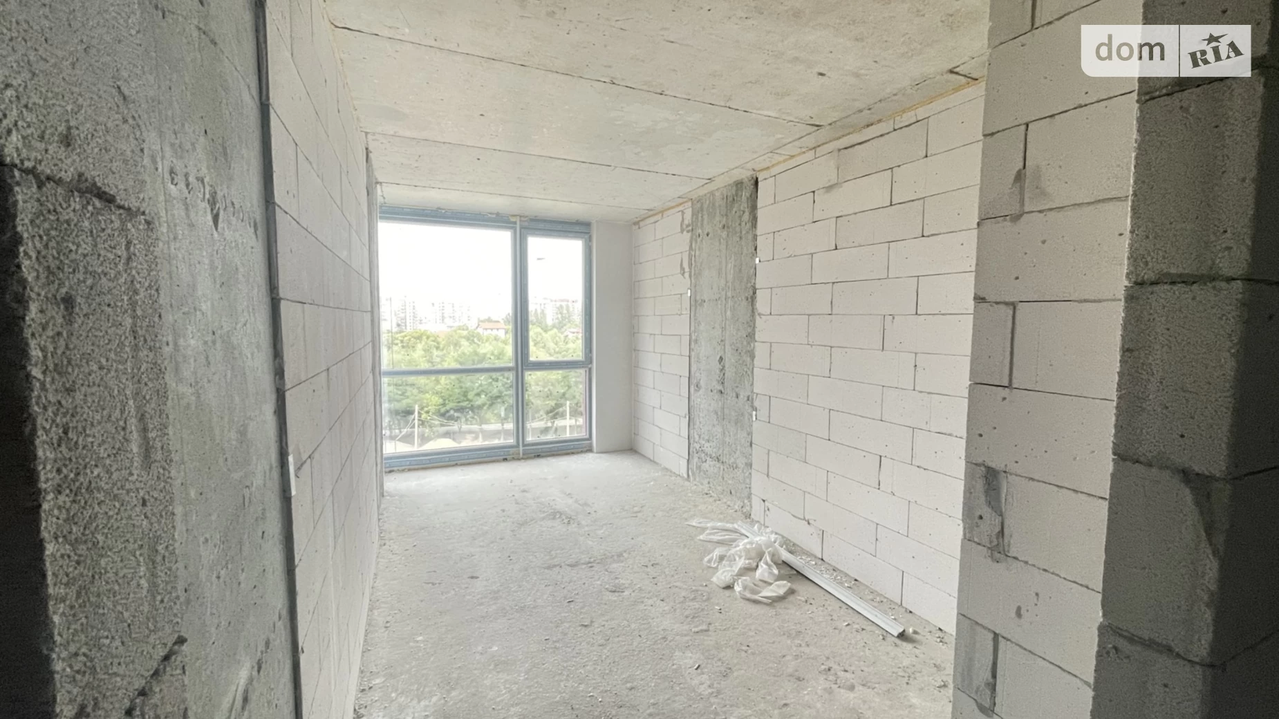 Продается 2-комнатная квартира 64 кв. м в Ивано-Франковске, ул. Героев Николаева(Сеченова), 129 - фото 2