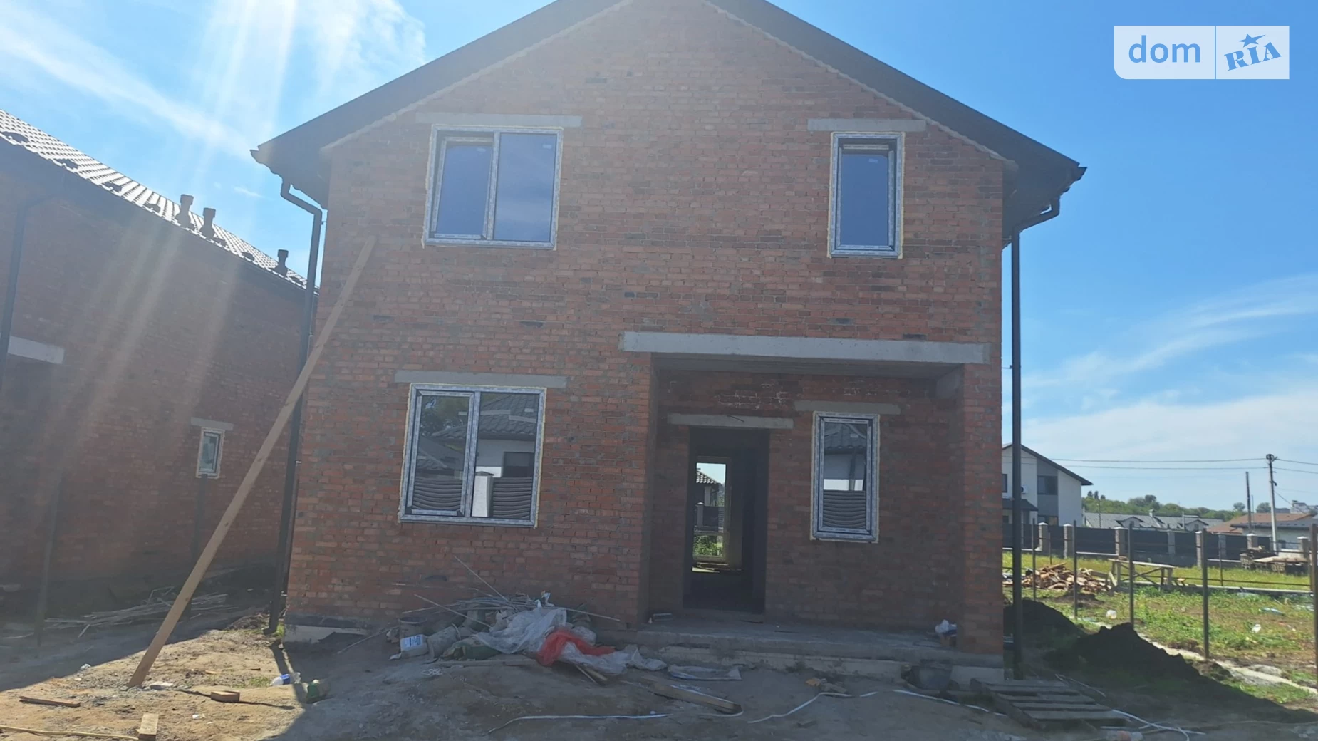 Продается дом на 2 этажа 124 кв. м с подвалом, цена: 77000 $ - фото 4