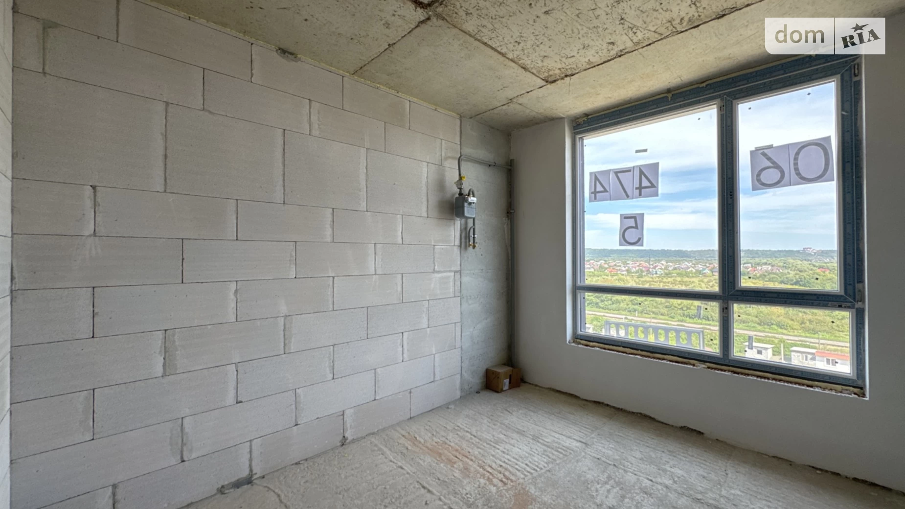 Продается 1-комнатная квартира 38 кв. м в Ивано-Франковске, ул. Химиков - фото 2