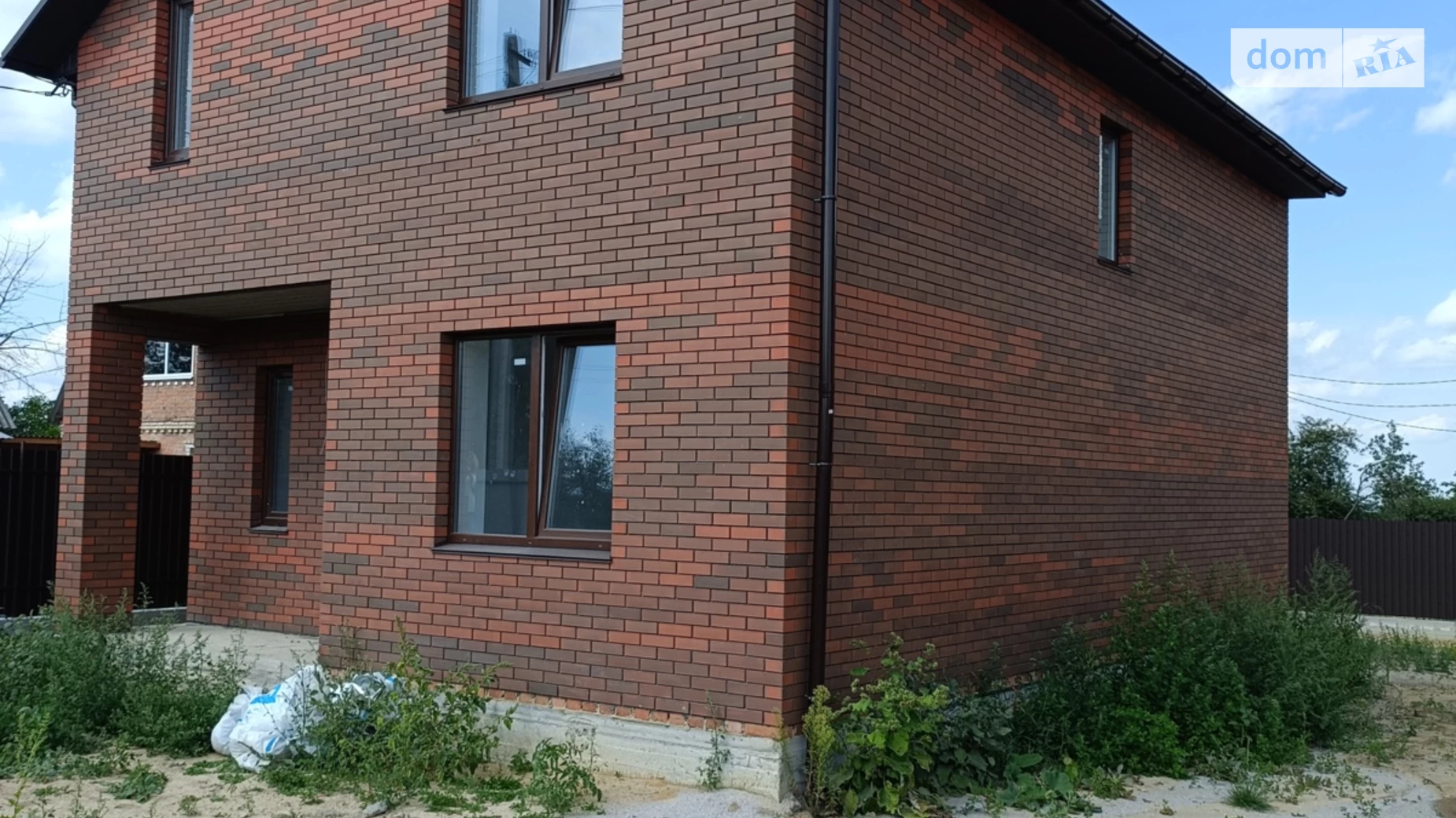 Продается дом на 2 этажа 115 кв. м с гаражом, цена: 92000 $ - фото 2