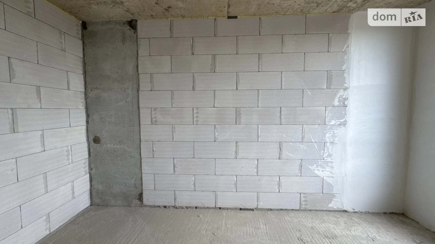 Продается 1-комнатная квартира 38 кв. м в Ивано-Франковске, ул. Химиков - фото 2